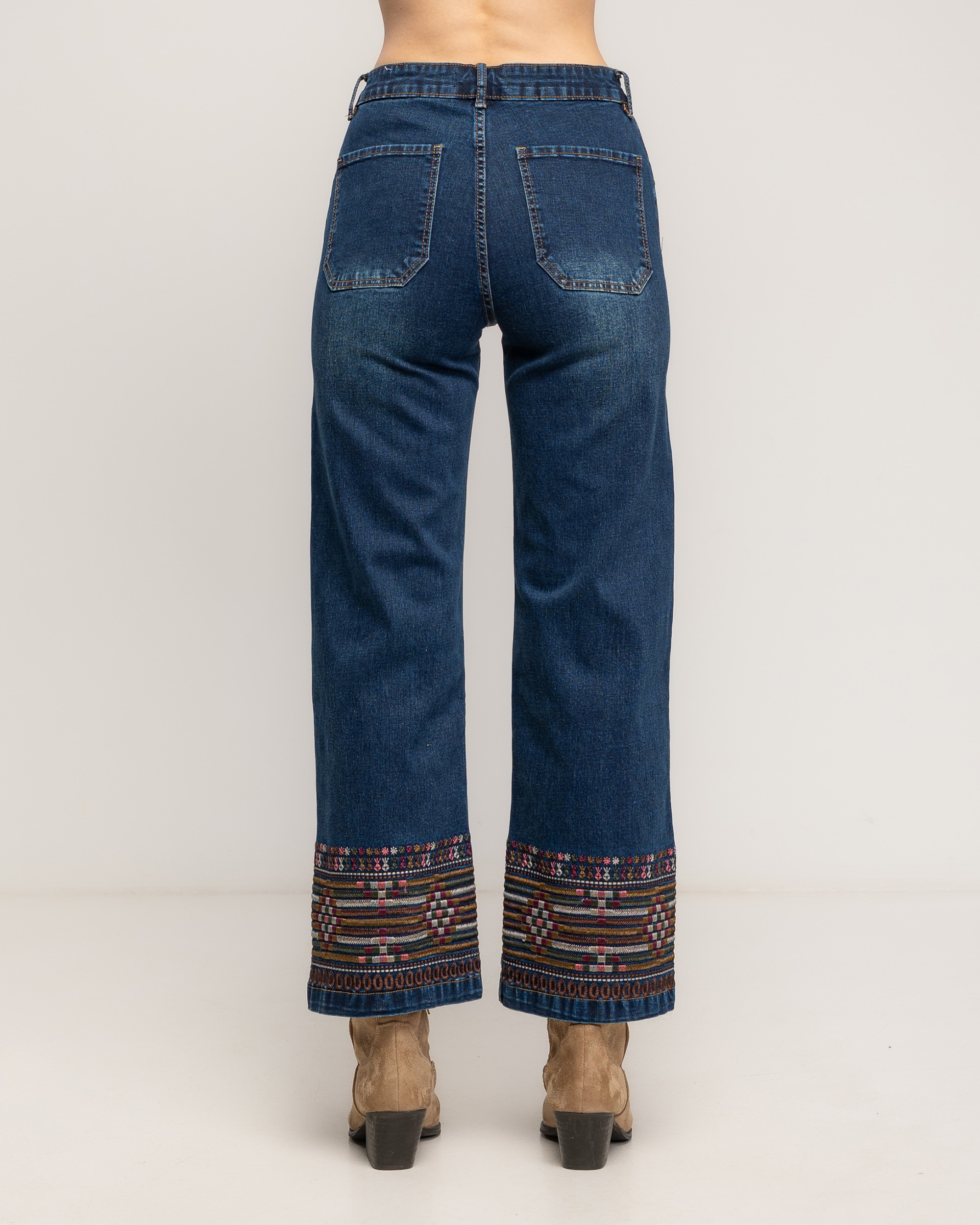 Jeans rectos de mujer de tiro alto con étnicos en el bajo - Tantra - Azul denim Azul denim-3