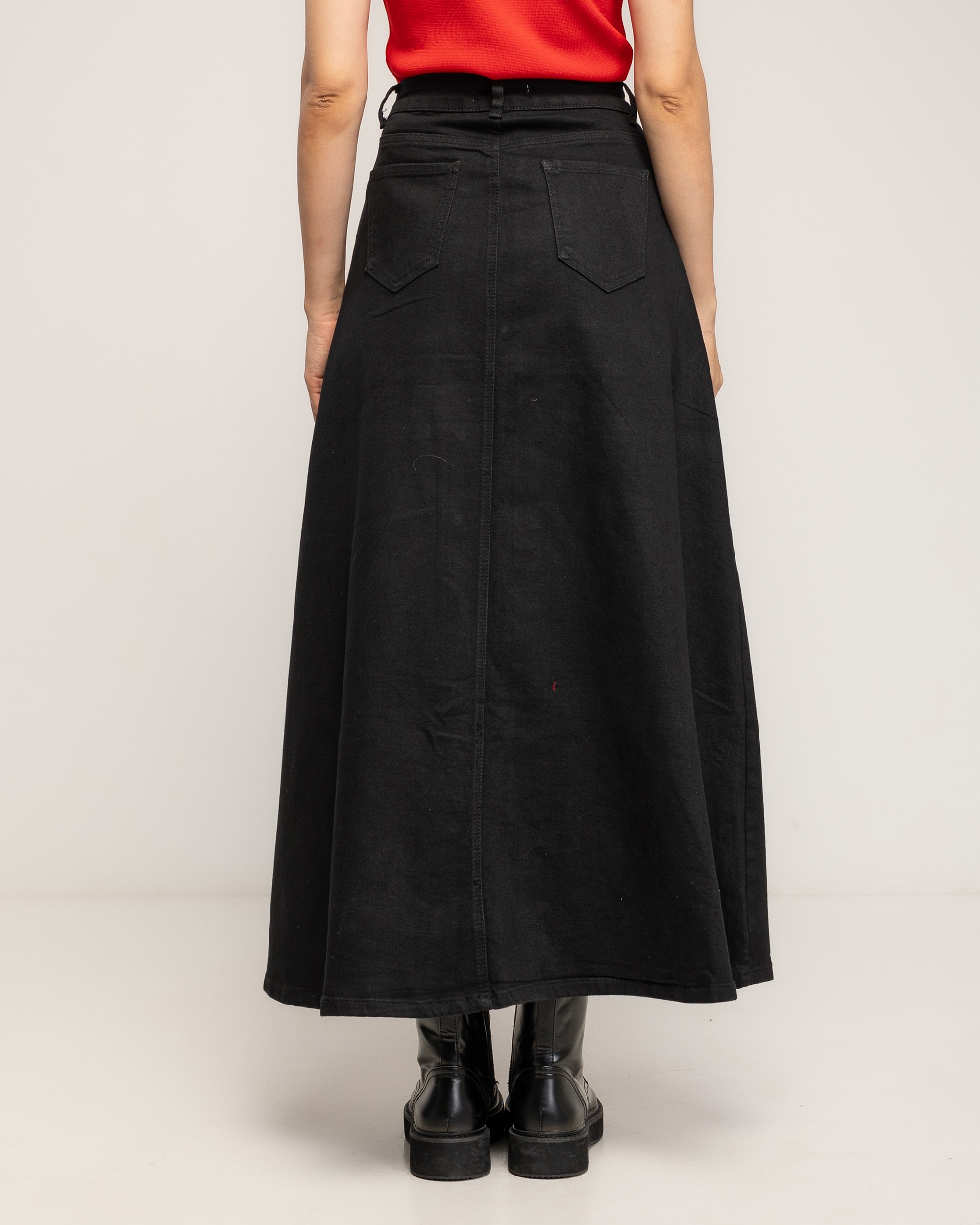 Falda denim midi, corte a, con cierre de botones - Tantra - Negro Negro-3