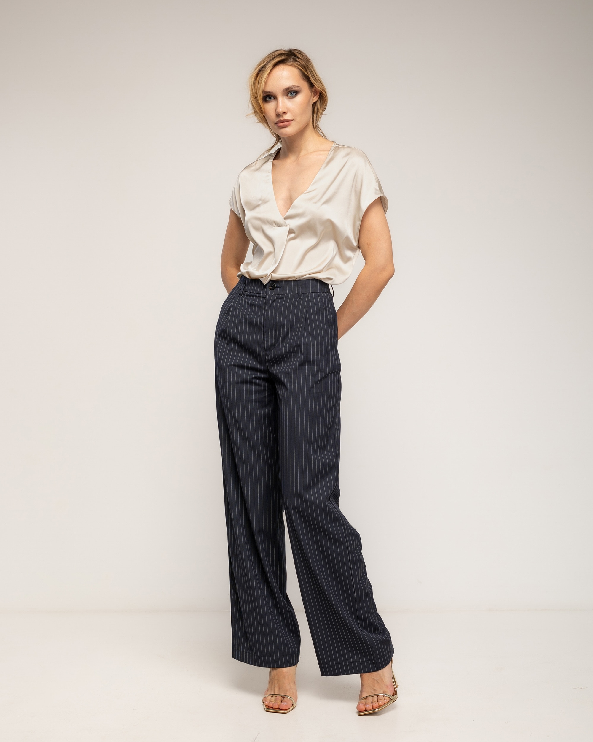 Pantalón de mujer de vestir con lino con raya diplomatica - Tantra - Azul marino Azul marino-1