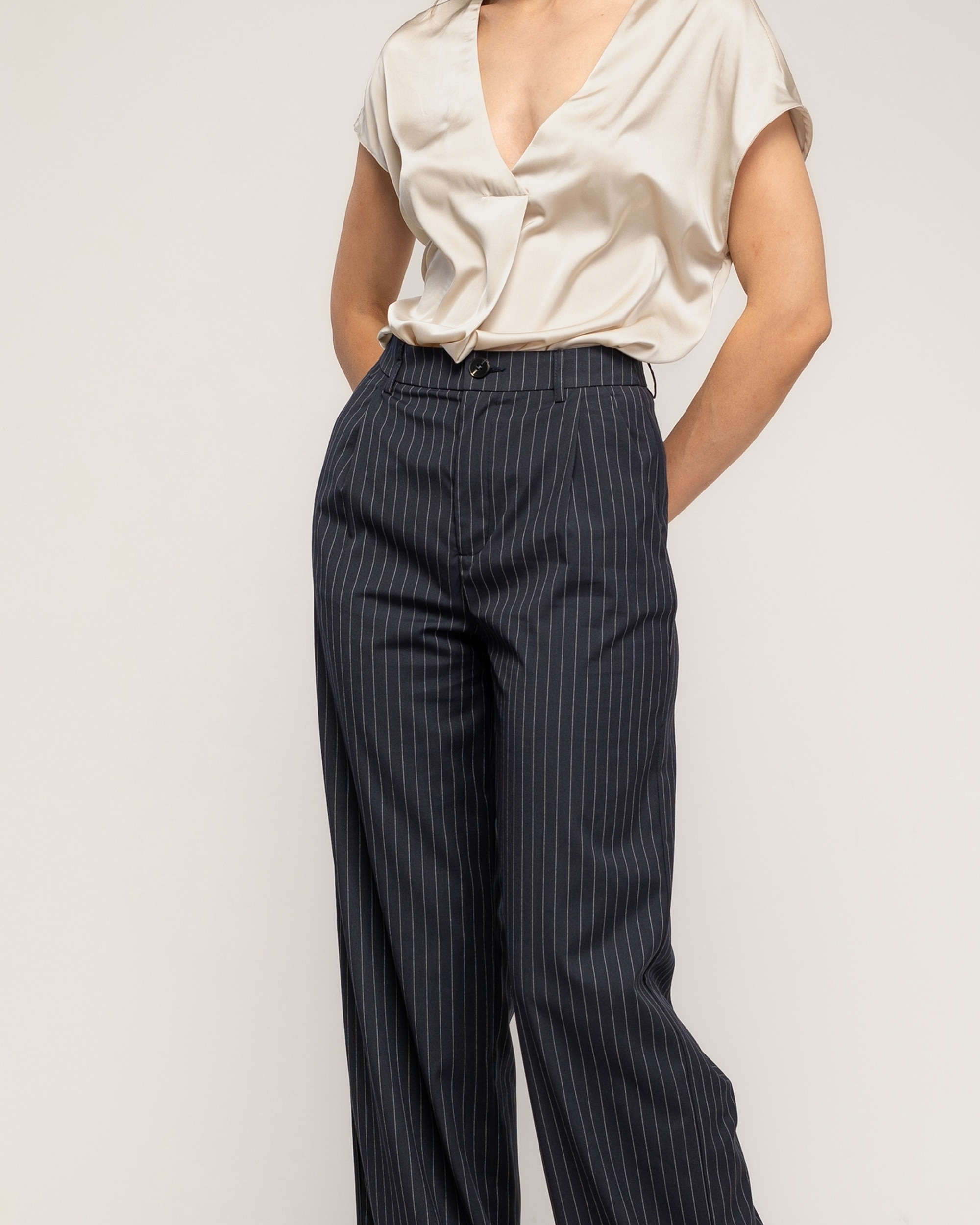 Pantalón de mujer de vestir con lino con raya diplomatica - Tantra - Azul marino Azul marino-4