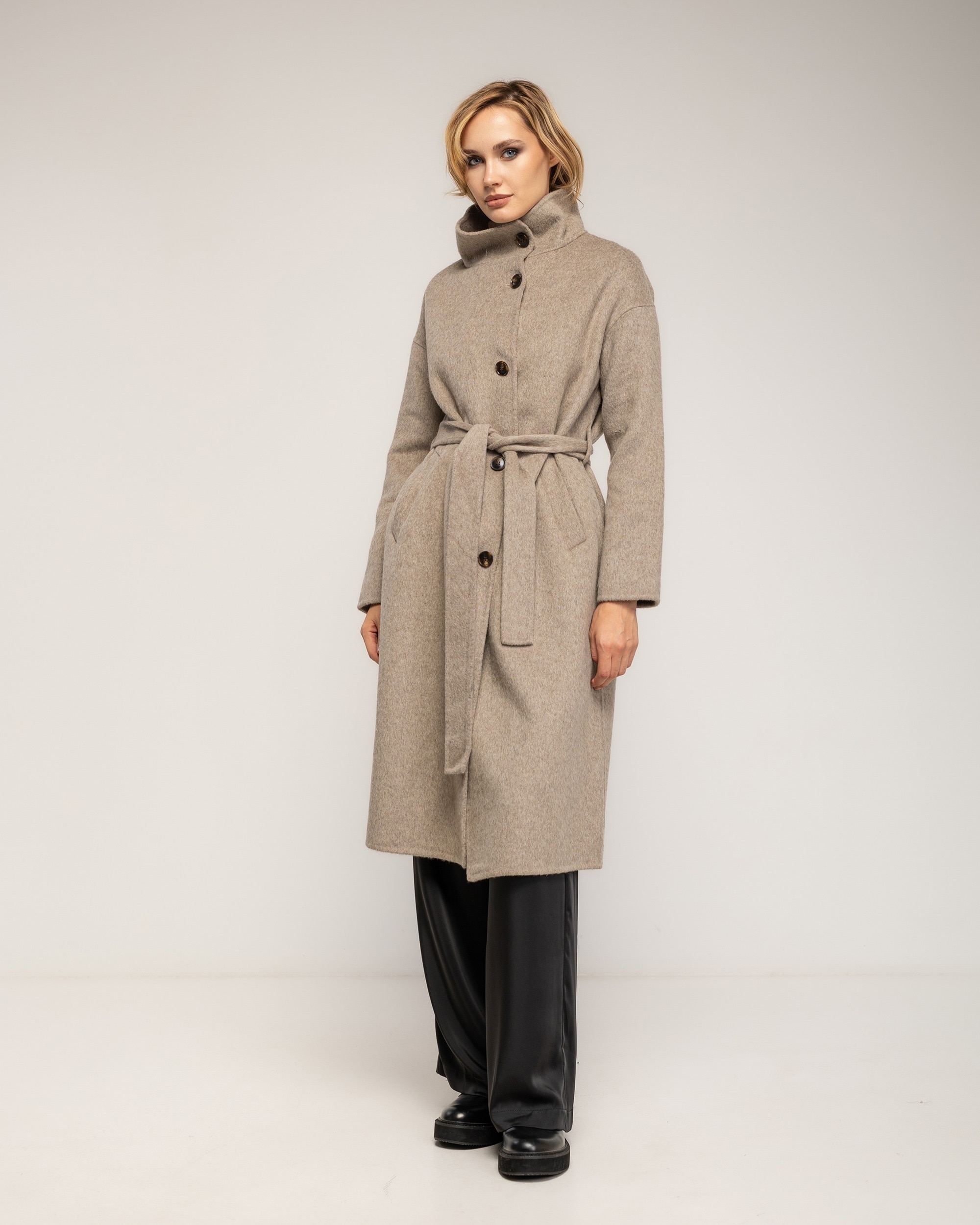 Abrigo de mujer de lana con cuello chimenea - Tantra - Beige Beige-4