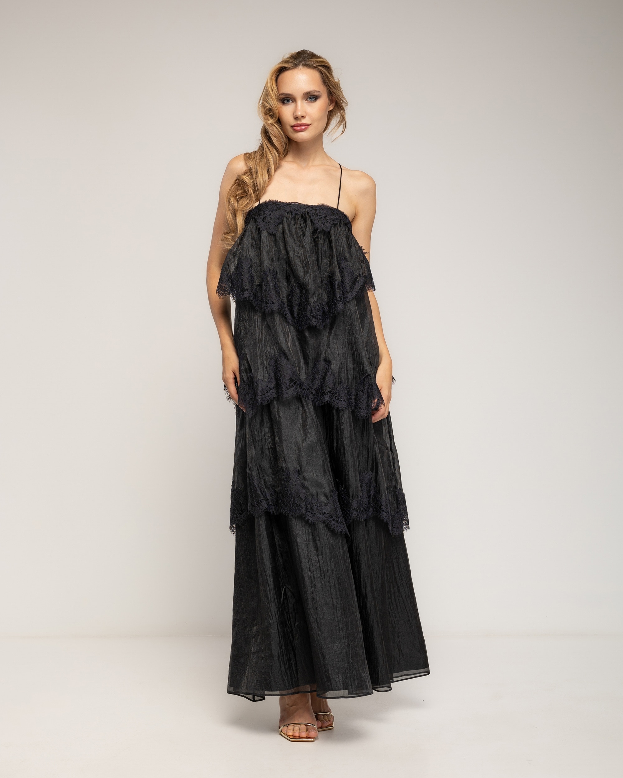 Vestido maxi de encaje y volantes con tirantes - Tantra - Negro Negro-4