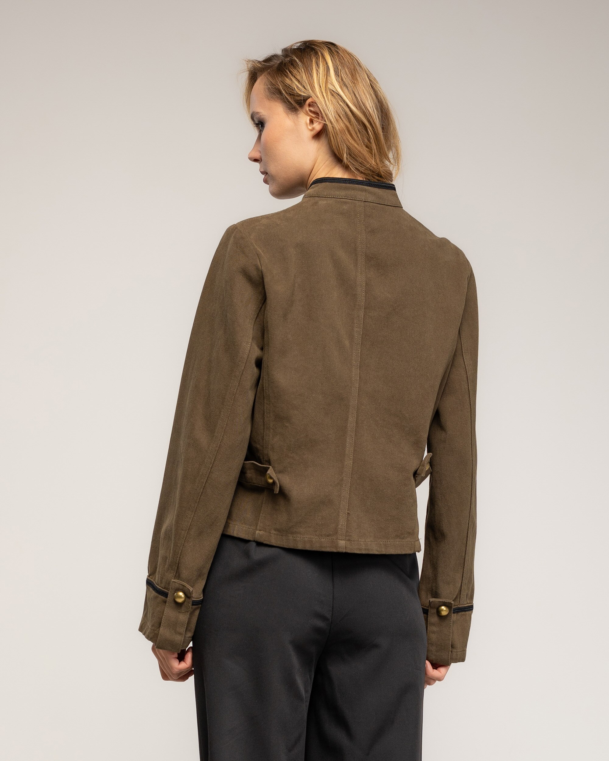 Chaqueta de mujer 100% algodón, tipo militar con detalle de cordones - Tantra - Verde militar Verde militar-2