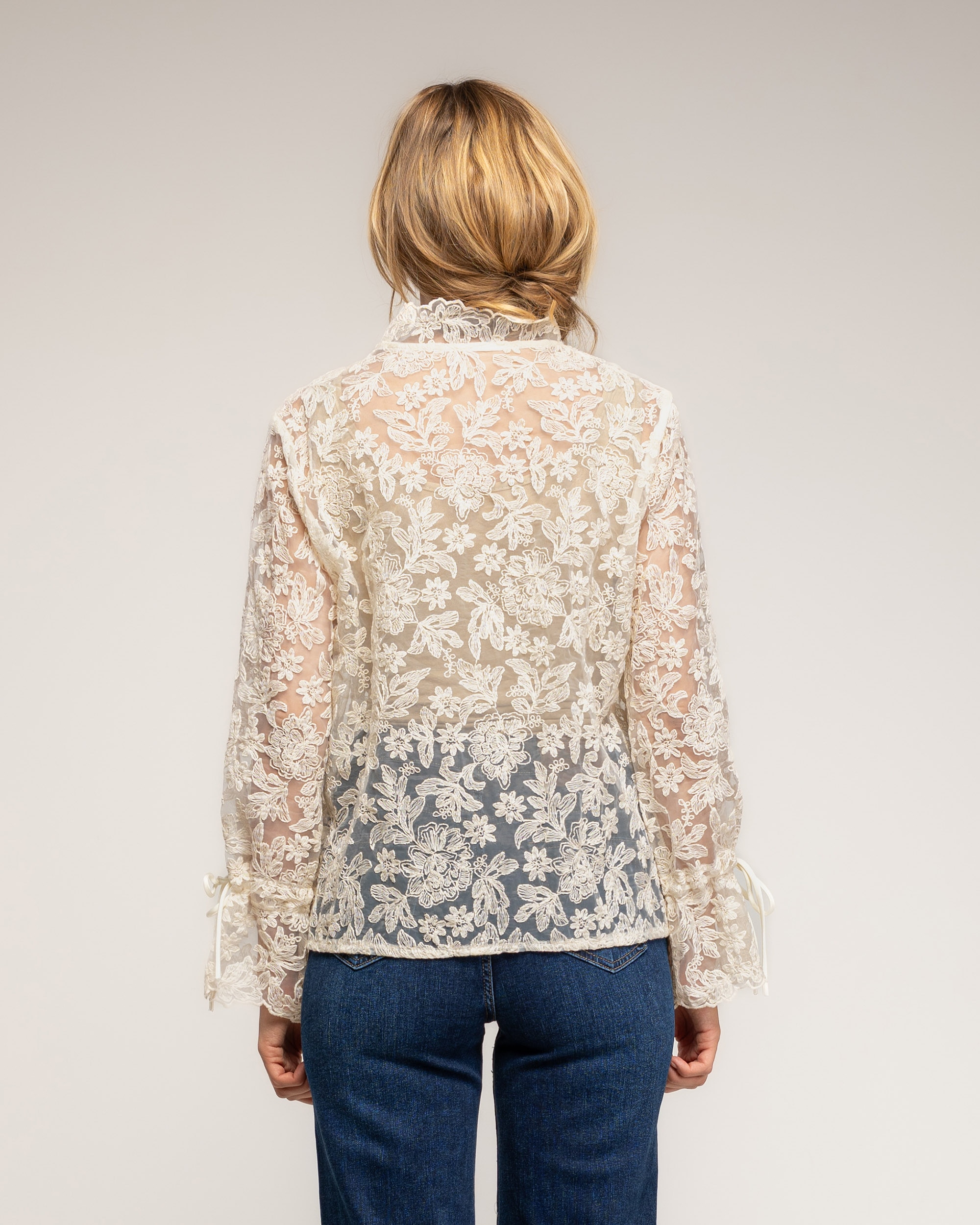 Blusa de mujer de encaje con cuello pico - Tantra - Crudo Crudo-2