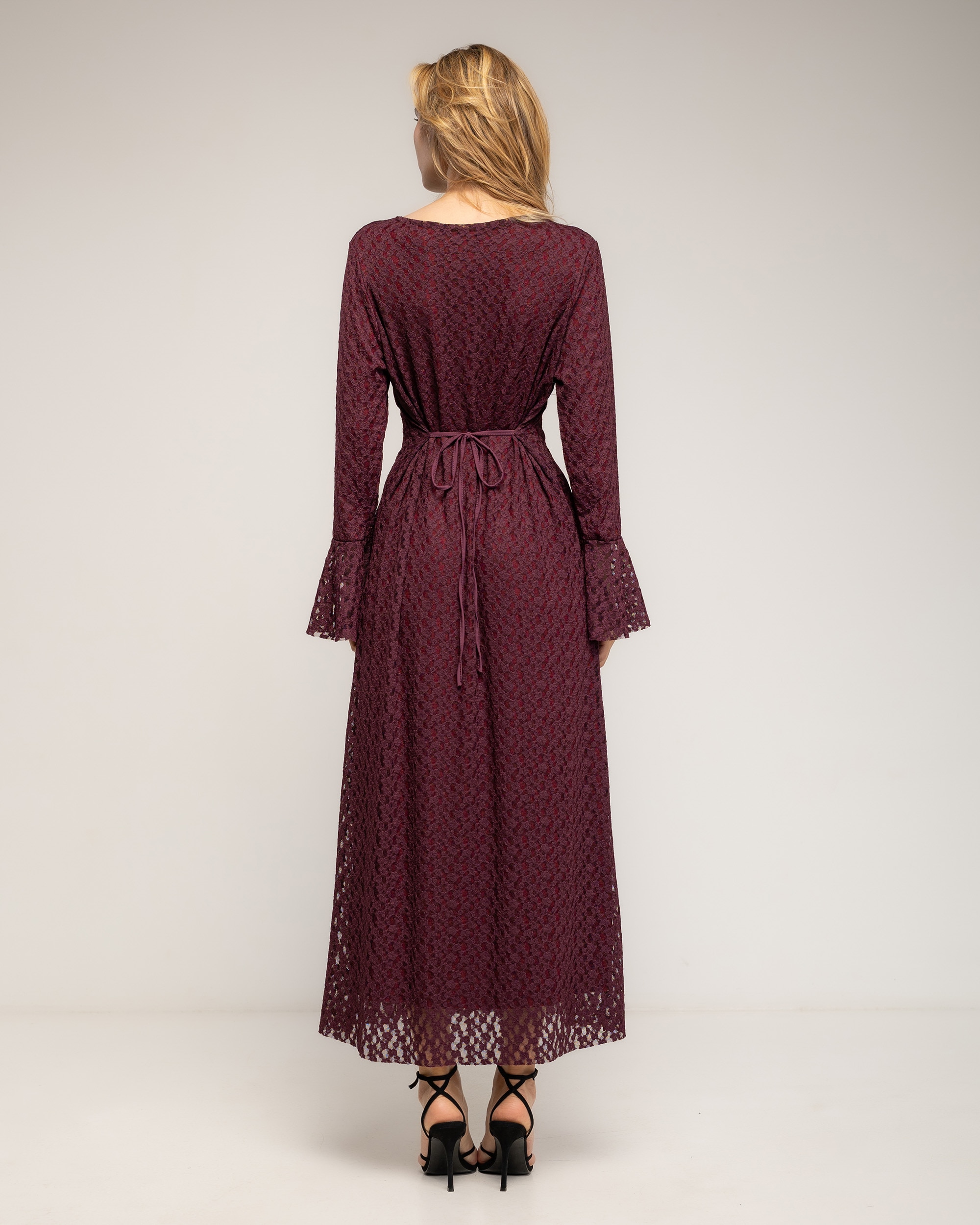 Vestido largo de encaje con volantes en los puños - Tantra - Burdeos Burdeos-3