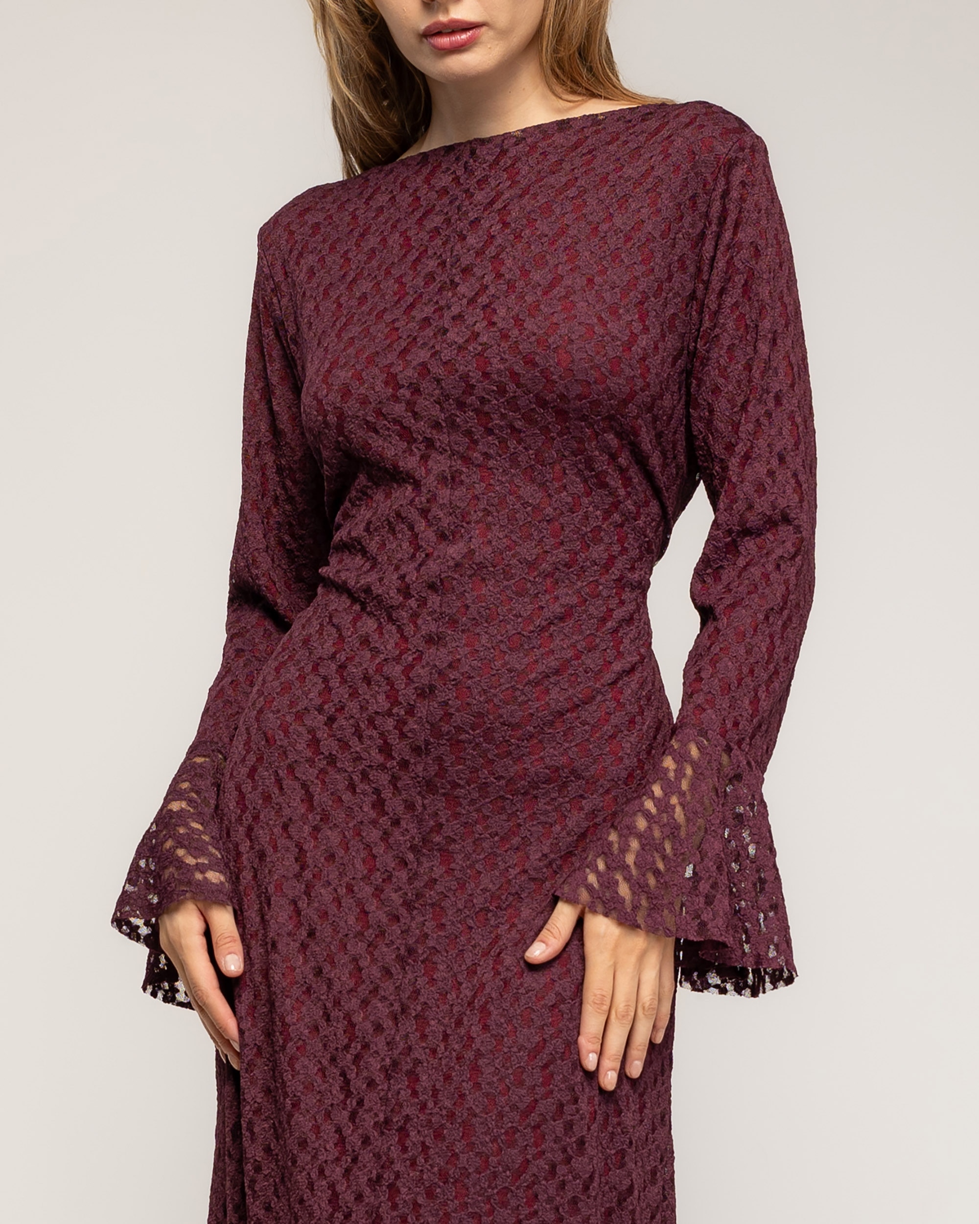 Vestido largo de encaje con volantes en los puños - Tantra - Burdeos Burdeos-4