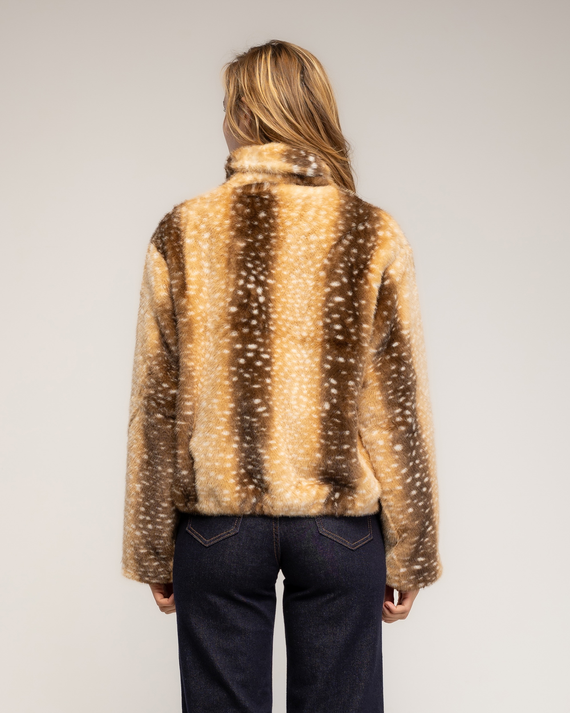 Chaqueta de mujer de pelo sintético con estampado tipo bambi con cierre de cremallera - Tantra - Camel Camel-2