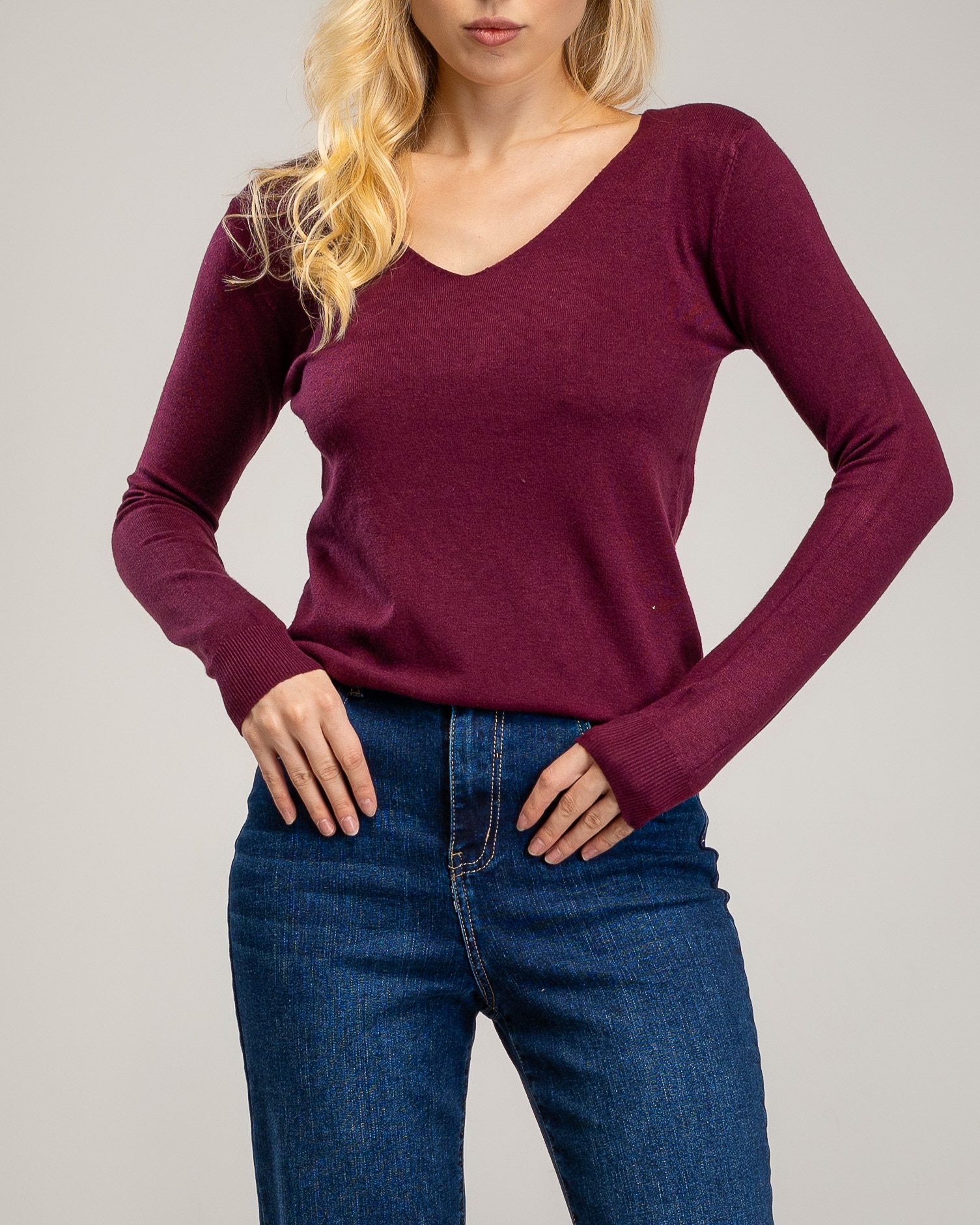 Jersey de punto fino de mujer con cuello pico - Tantra - Burdeos Burdeos-3