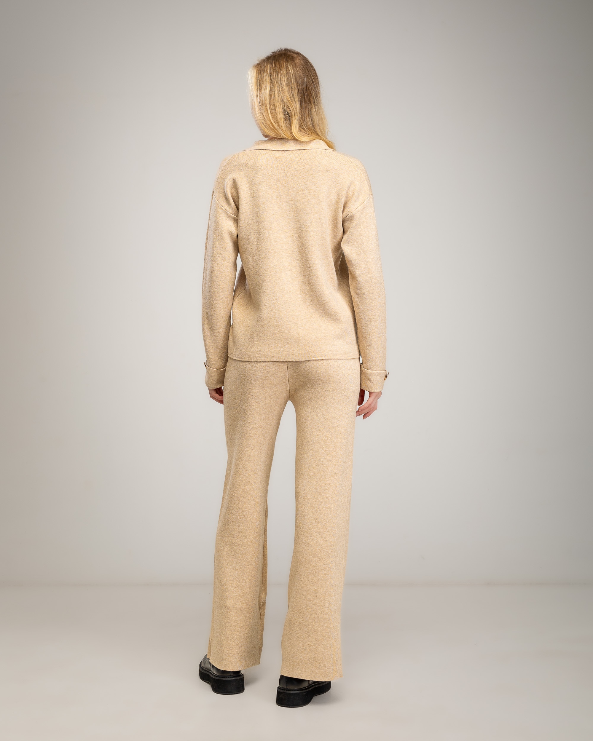 Conjunto de punto fino de mujer con jersey de cuello tipo polo y pantalon - Tantra - Beige Beige-2
