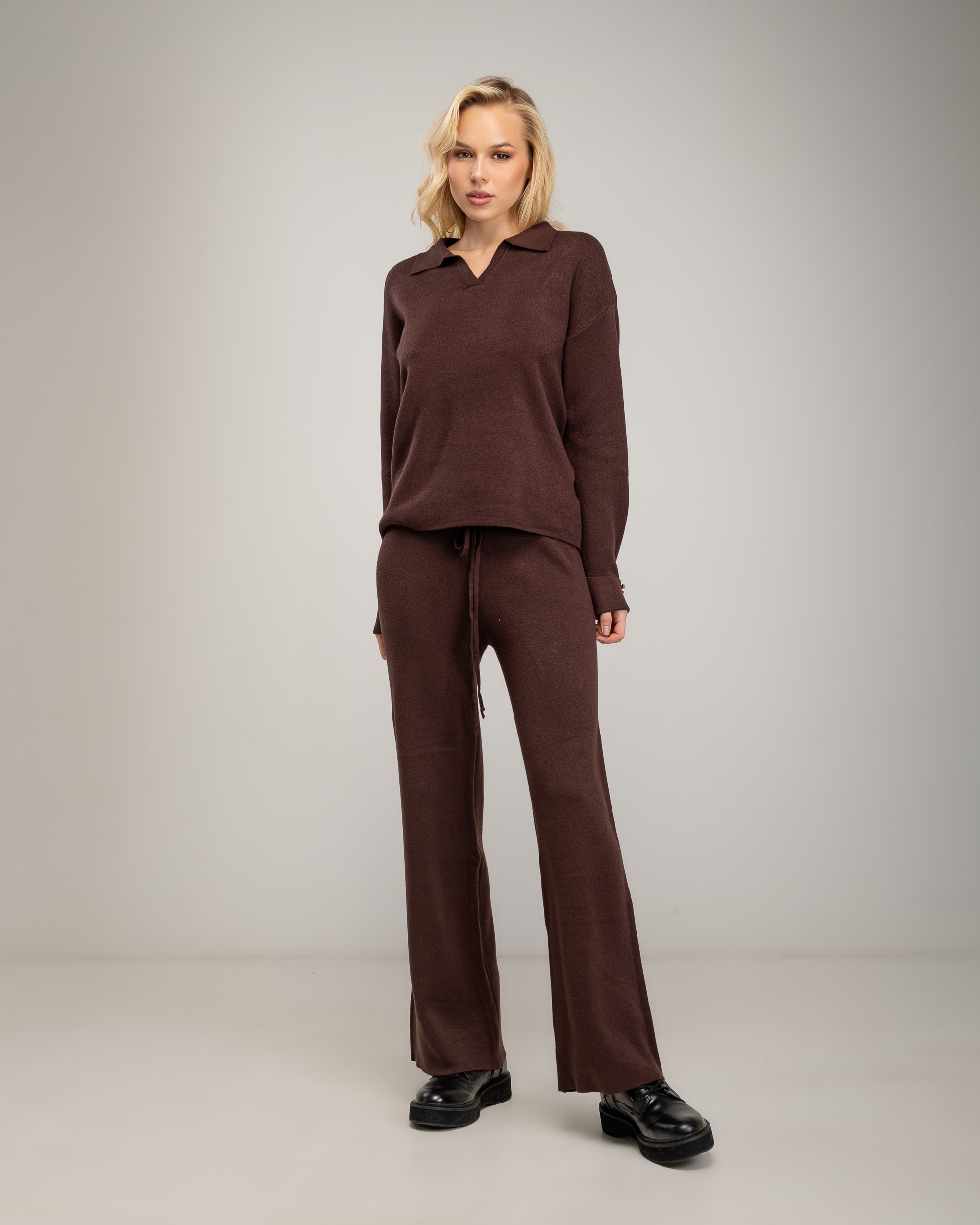 Conjunto de punto fino de mujer con jersey de cuello tipo polo y pantalon - Tantra - Marrón Marrón-4