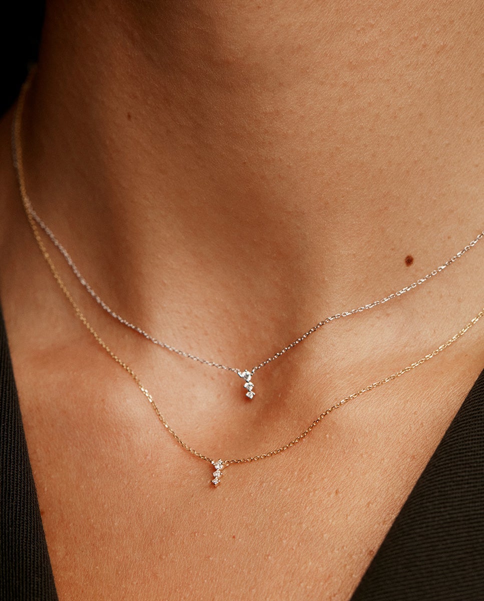 Imagen 3 de Colgante de oro blanco de 18k con triple diamante - Plata Plata
