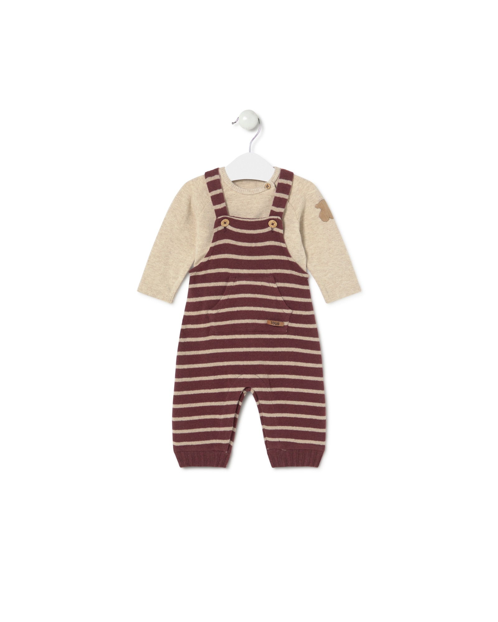 Conjunto de bebé de camiseta lisa y peto a rayas de punto
