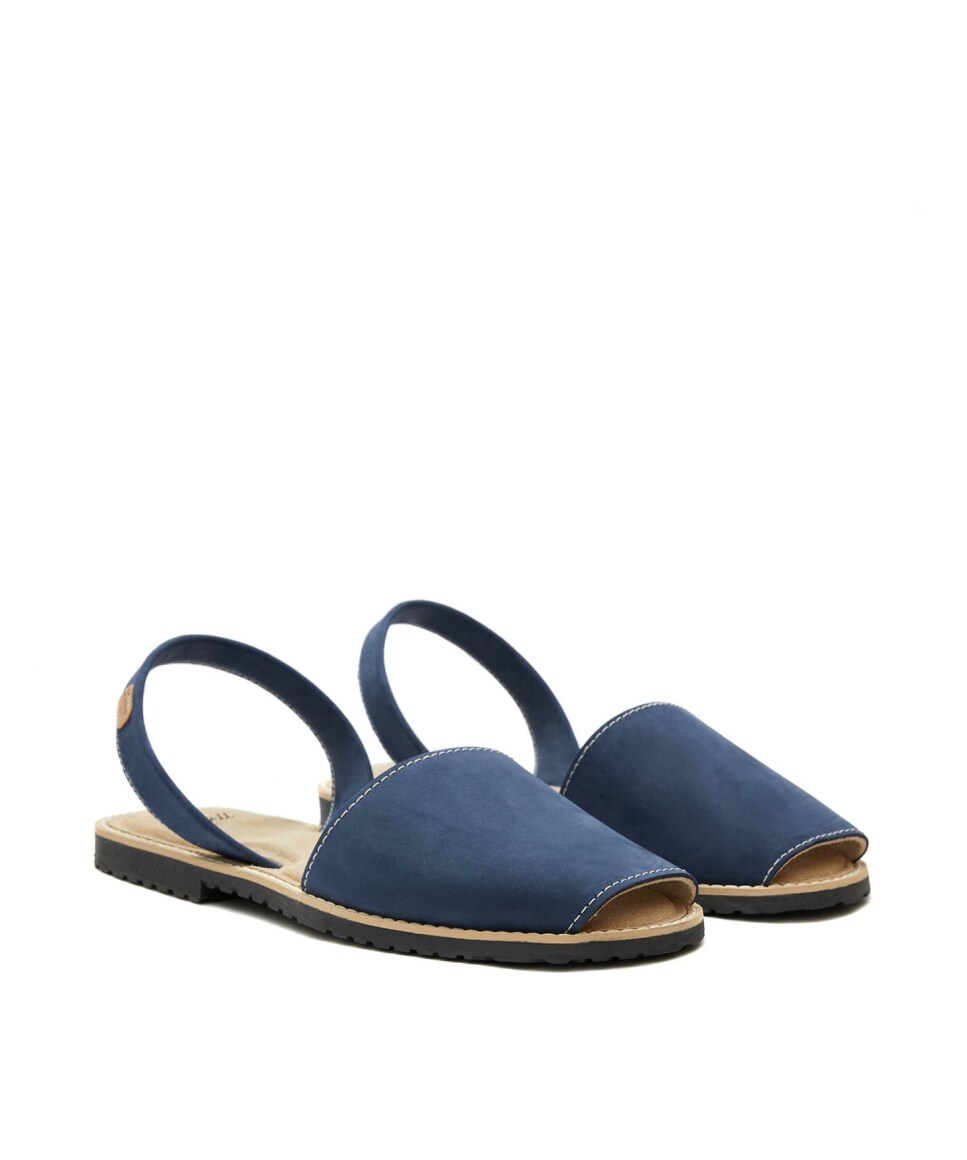 Menorquinas unisex en piel con plantilla acolchada · CASTELL