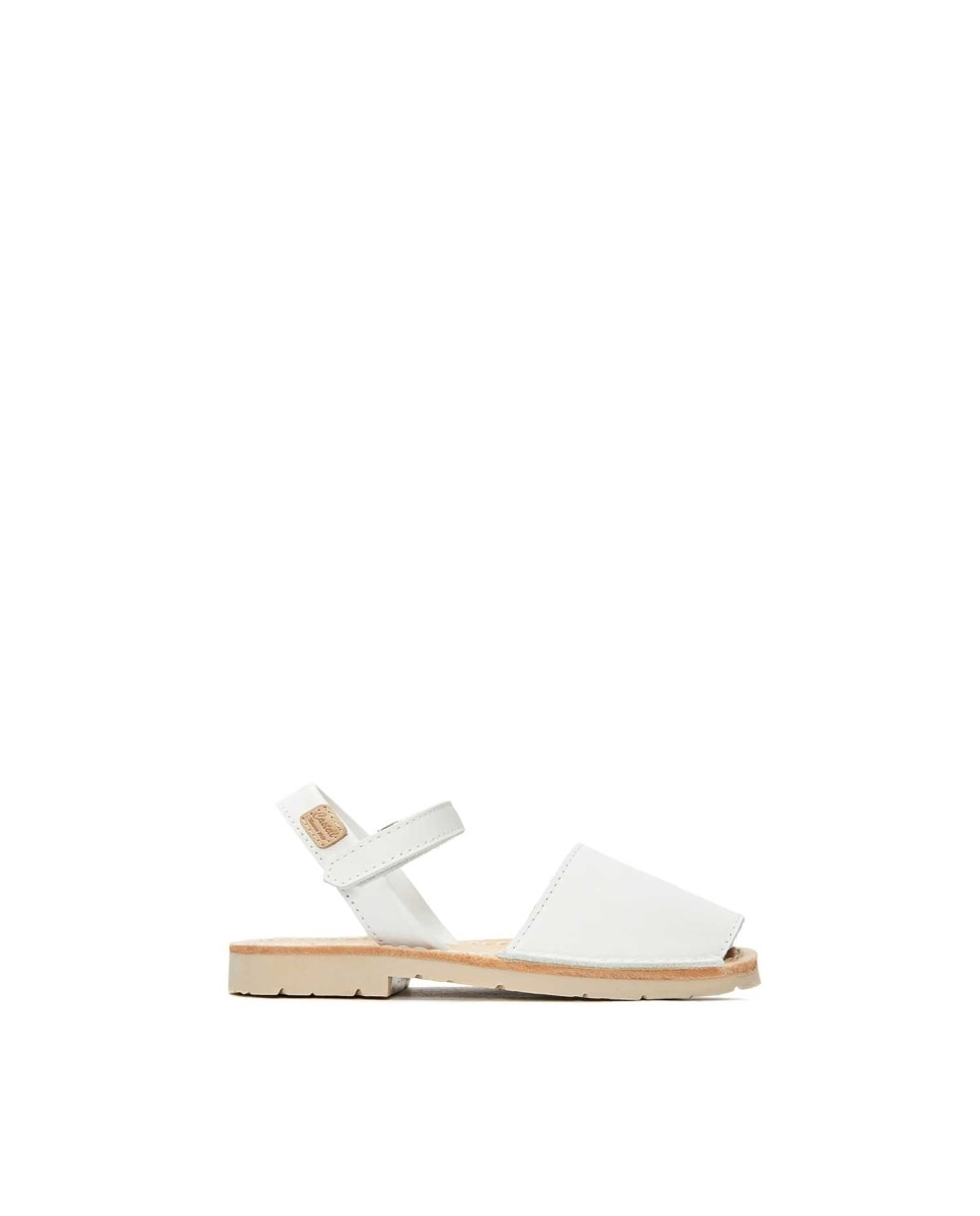 Imagen 0 de Menorquinas de niño de piel con cierre de cierre adherente Marfil