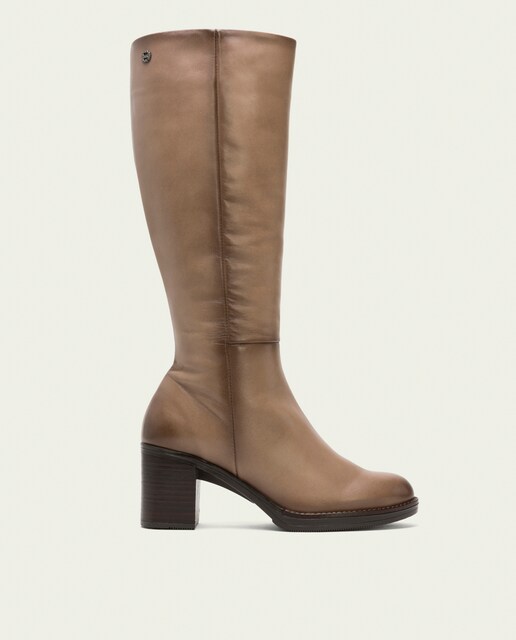 Imagen 0 de Botas de mujer de piel con cremallera
