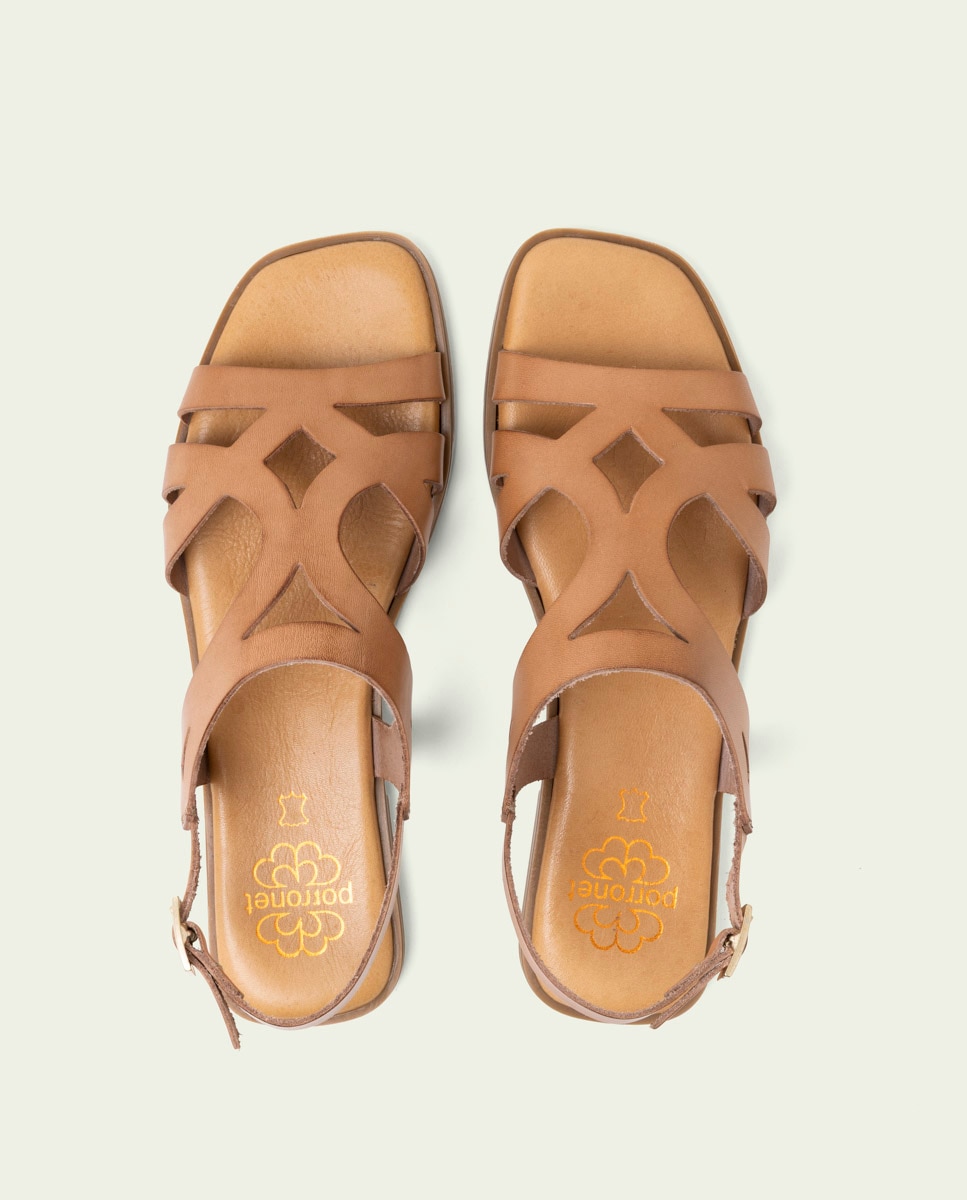 Sandalias en piel troquelada de mujer con hebilla - Porronet - Marrón claro Marrón claro-5