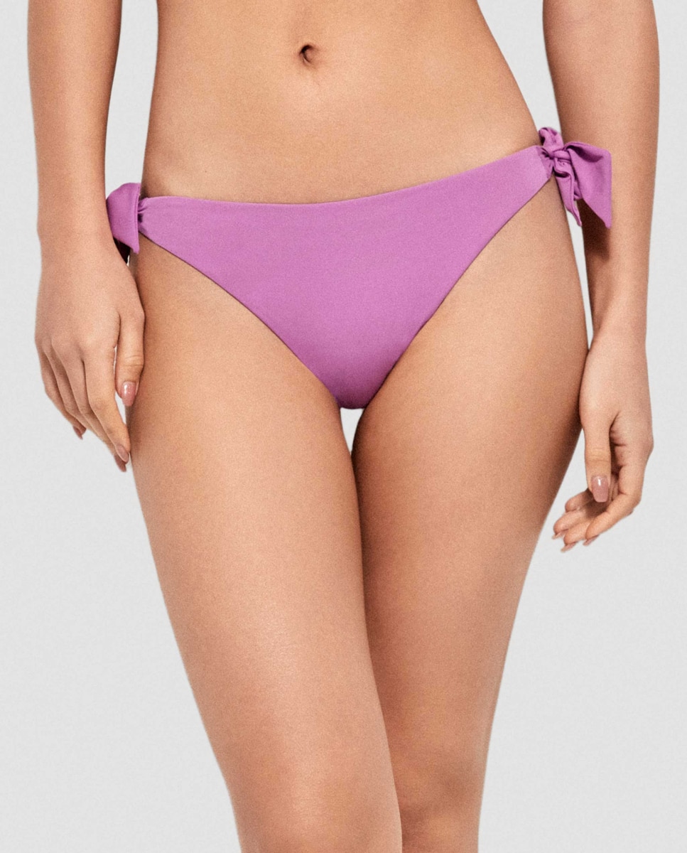 Gisela - Braga de bikini con lazos en tejido liso.