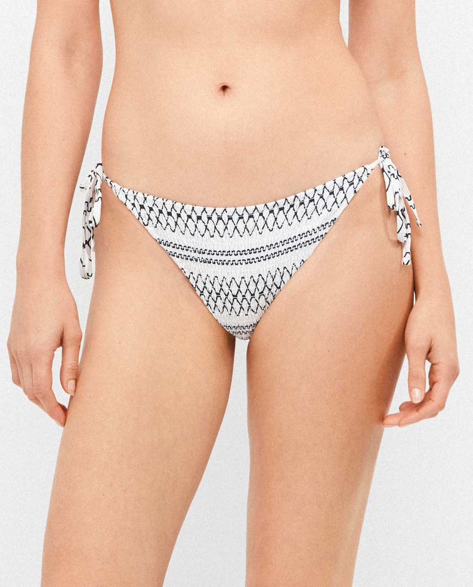Gisela - Braguita bikini ajustable en laterales.