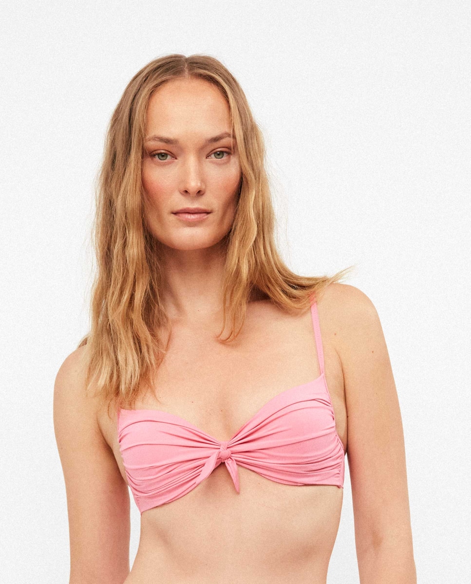 Gisela - Top bikini push up con aro y nudo en escote.