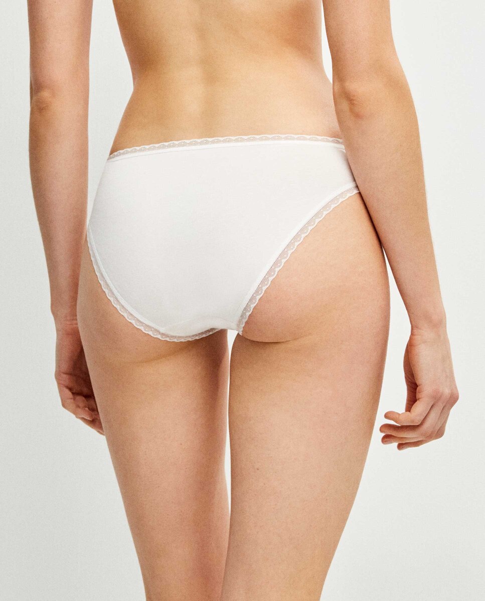 Imagen 4 de Braguita clásica de mujer de algodón y detalle de plumetti - Gisela - Blanco Blanco