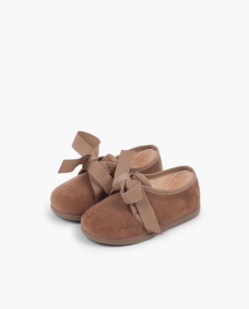 Imagen 4 de Zapato de cordones de bebé con lazo y picados - Pisamonas - Marrón Marrón