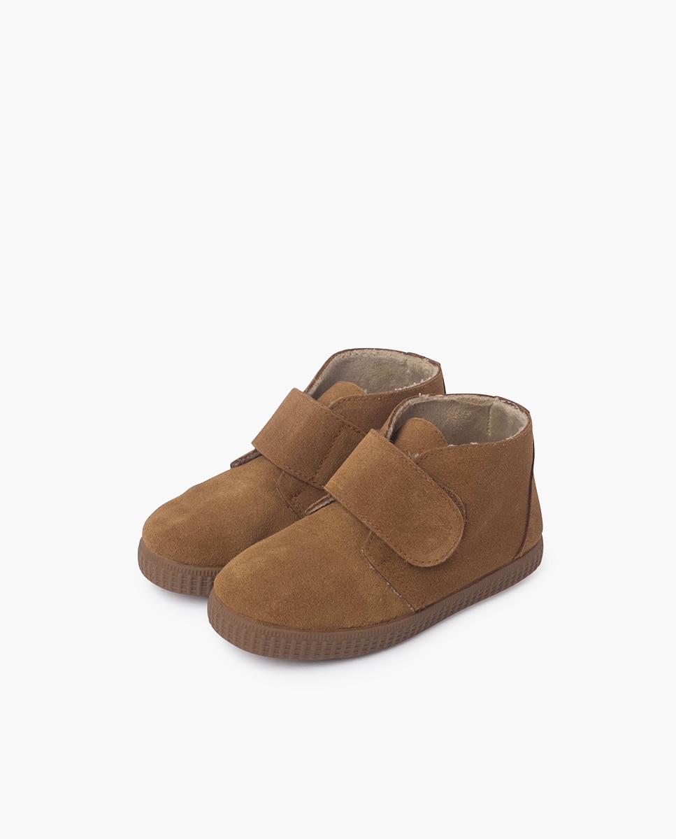 Botas de bebé niño en serraje con forro interior de borreguito y cierre adherente - Pisamonas - Camel Camel-3