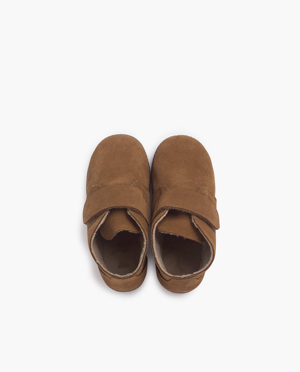 Botas de bebé niño en serraje con forro interior de borreguito y cierre adherente - Pisamonas - Camel Camel-4