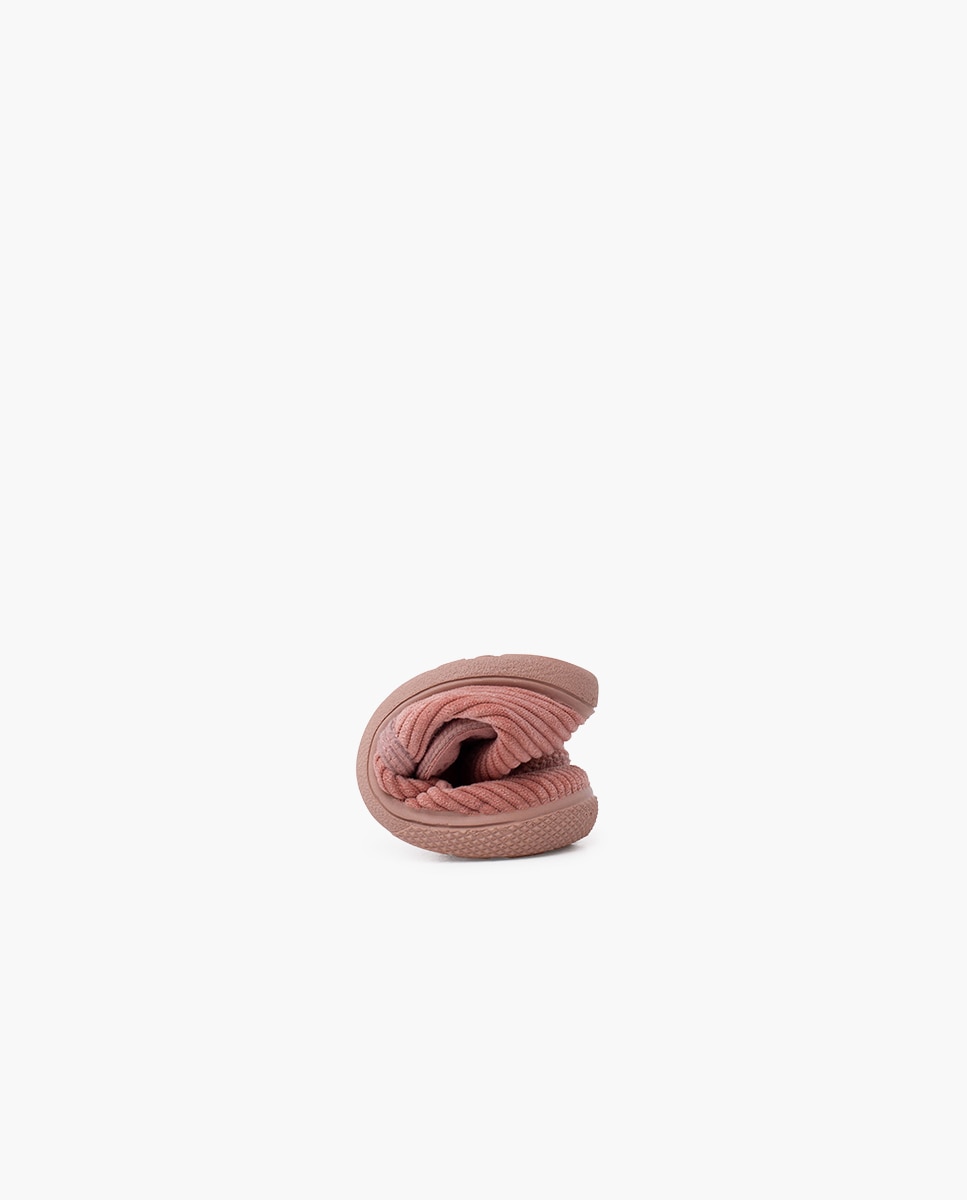 Pantufas Fechadas Infantil Casa Pana Barefoot com Tira Pisamonas Rosa-5