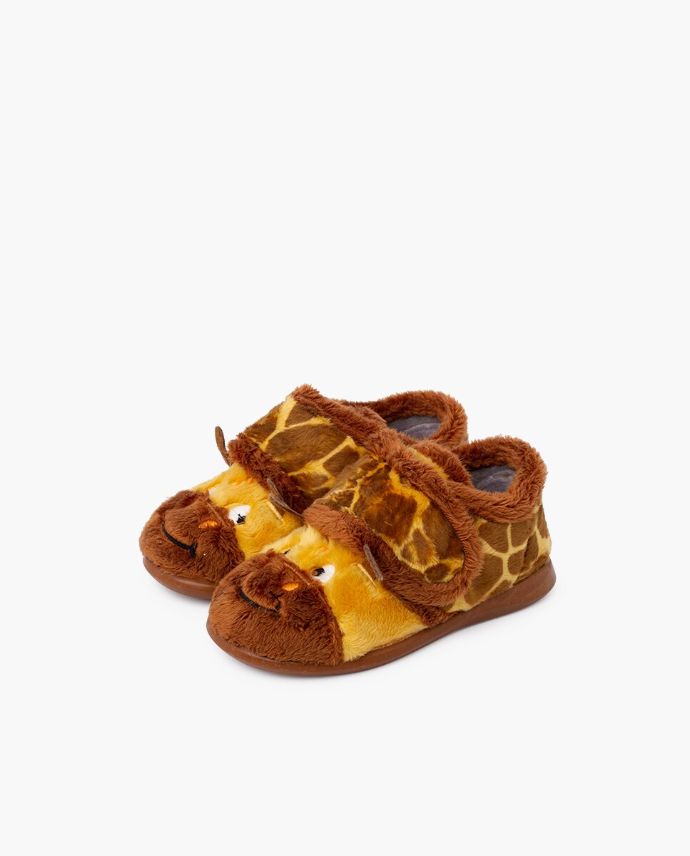Pantufas Fechadas Infantil Casa Pelo Girafa Castanho-3