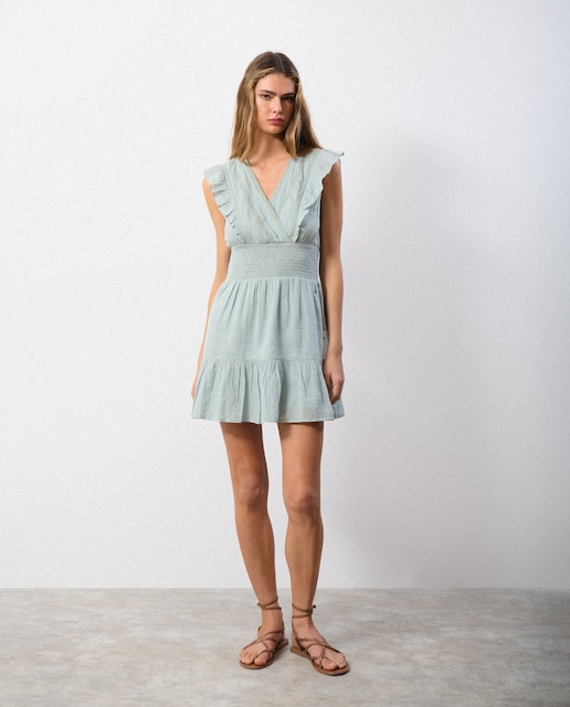 Imagen 0 de Vestido corto smock cintura romántico