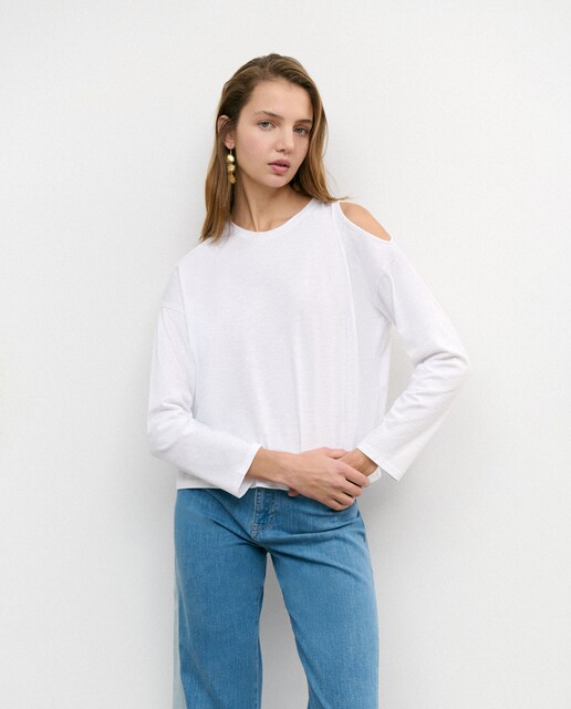 Imagen 0 de Camiseta de mujer de algodón con hombros descubiertos