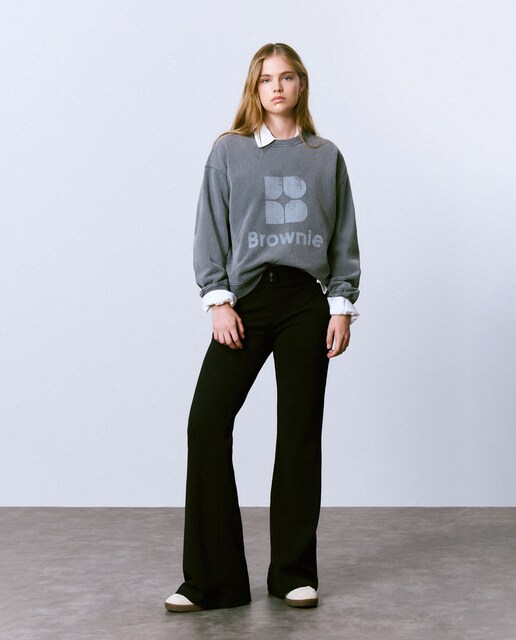 Imagen 0 de Pantalón campana de mujer con cintura ancha