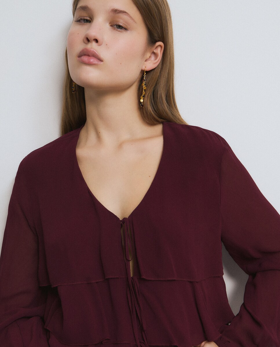 Pendiente largo de chapas y piedras dorado Dorado-2