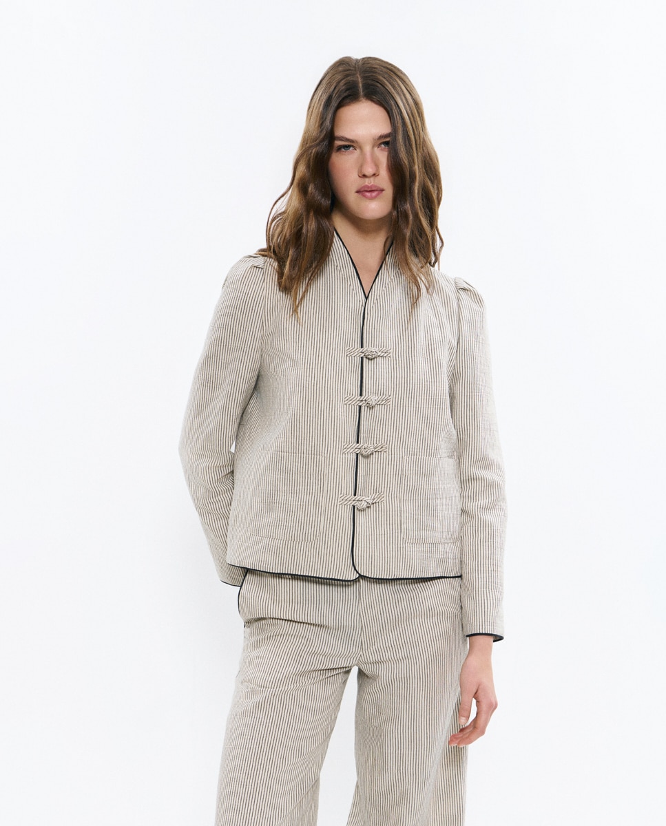 Brownie - Chaqueta de mujer de lino de rayas.