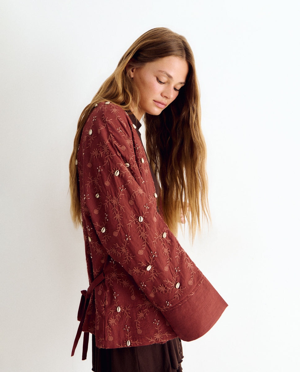 Brownie - Chaqueta de mujer estilo kaftán con bordados y pedrería.