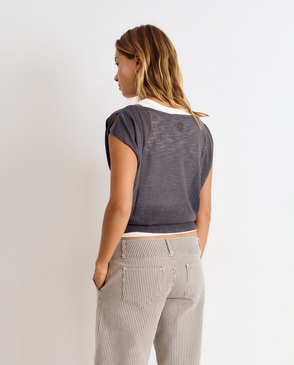 Top de mujer asimétrico con cintura fruncida - Brownie - Gris Gris-2