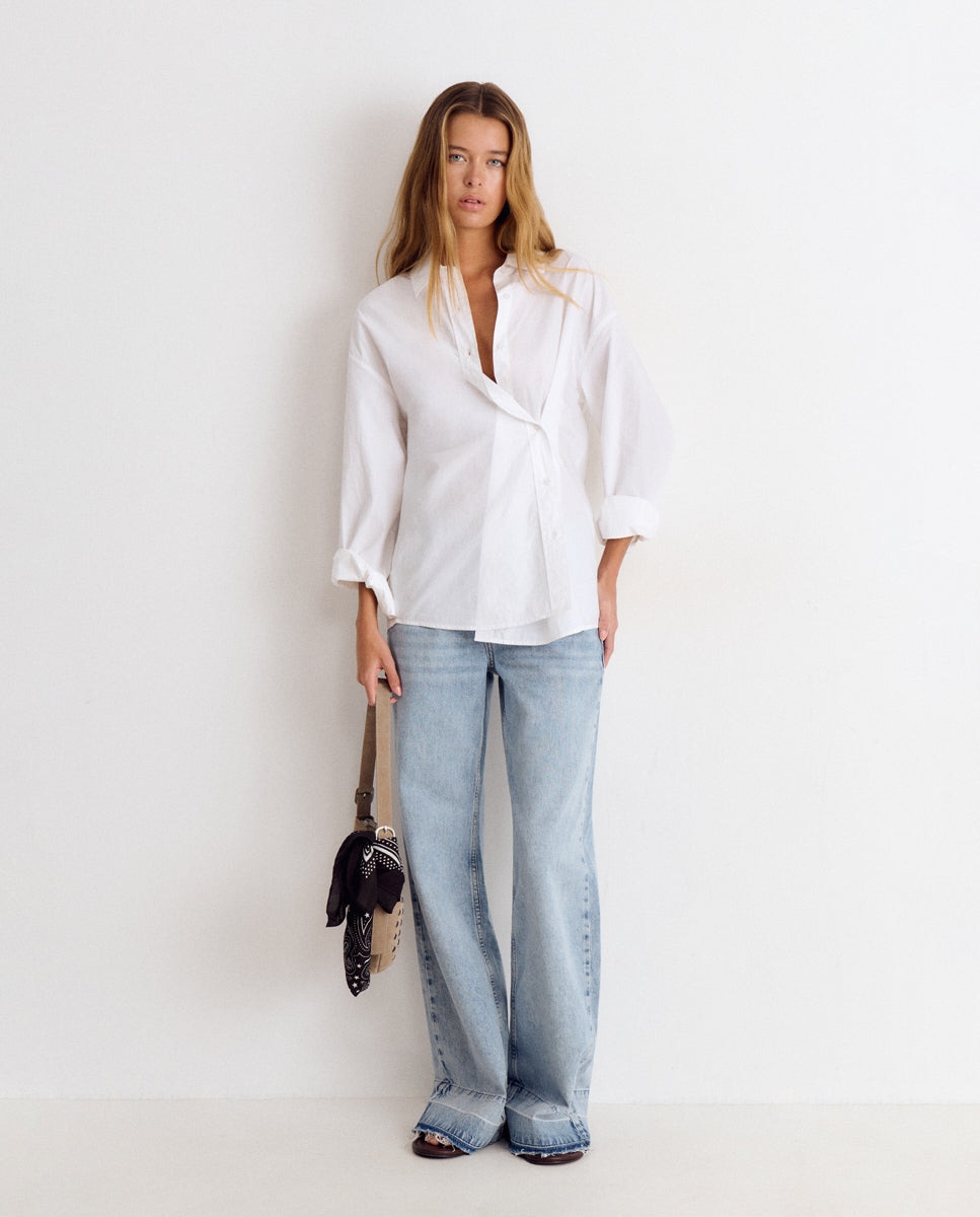 Imagen 3 de Camisa básica de mujer con detalle de cierre - Brownie - Blanco Blanco