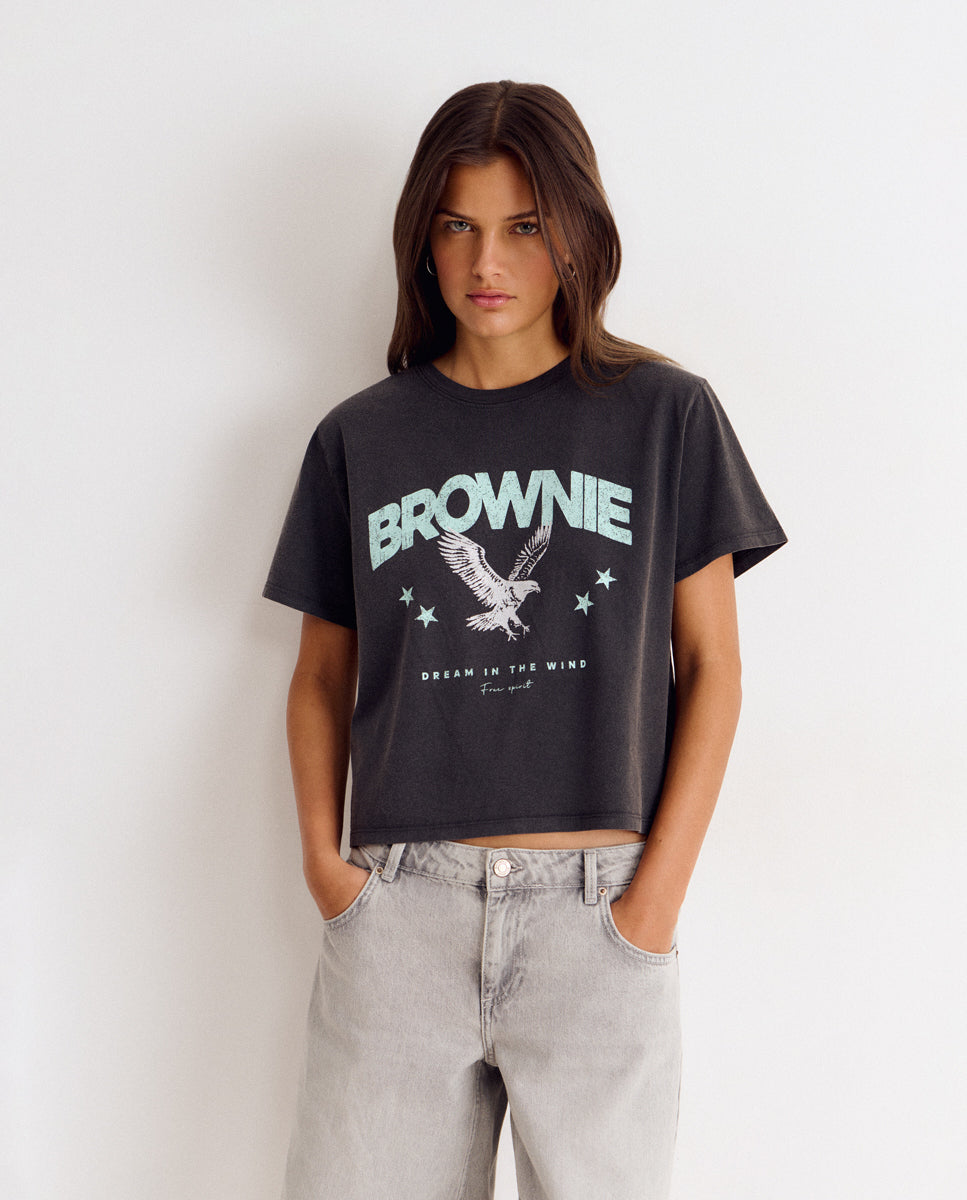 Brownie - Camiseta de mujer con logo y alas.