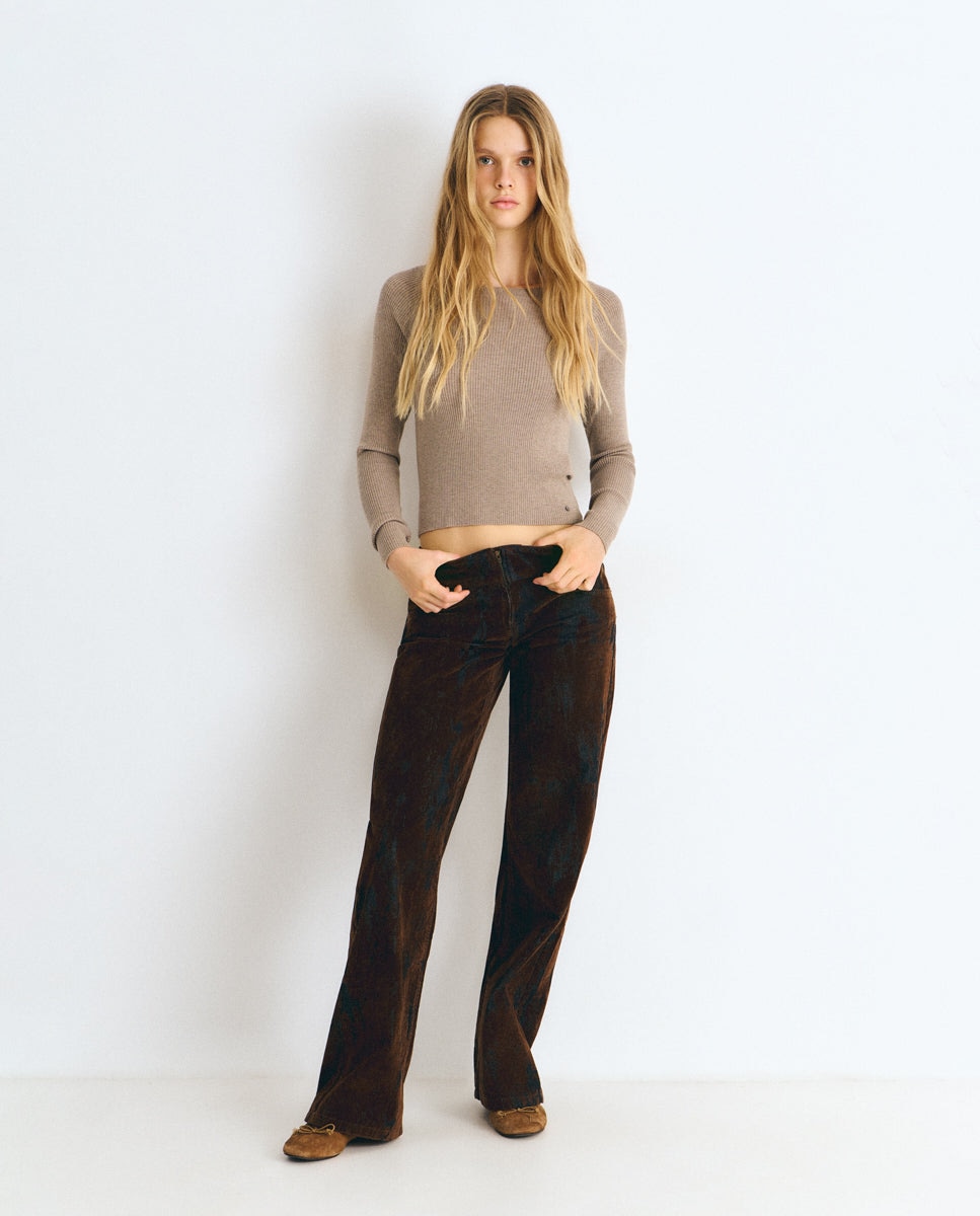Imagen 0 de Pantalón recto de mujer con textura flock Marrón