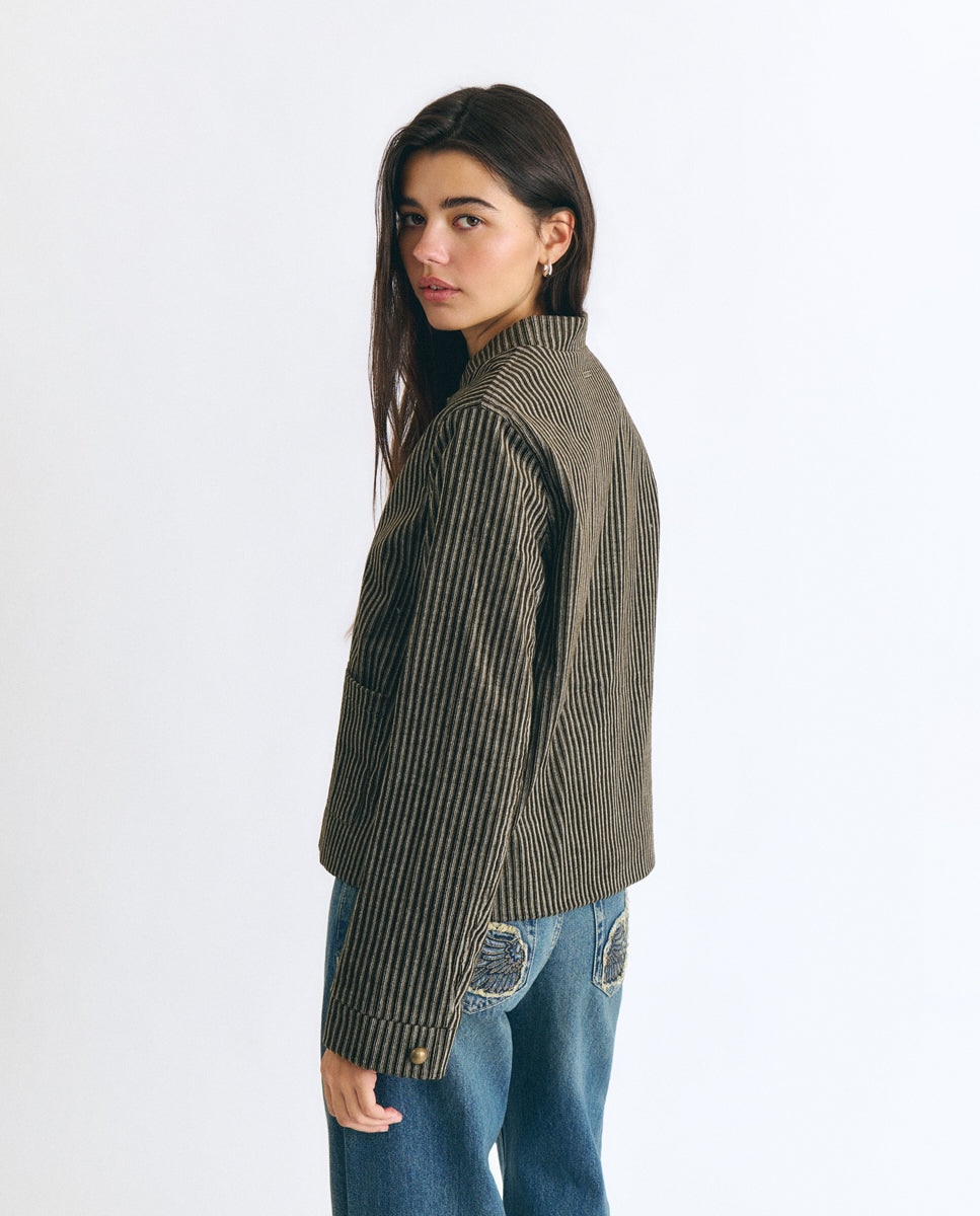 Imagen 2 de Chaqueta de mujer tipo bomber con frunces y botones - Brownie - Marino Marino
