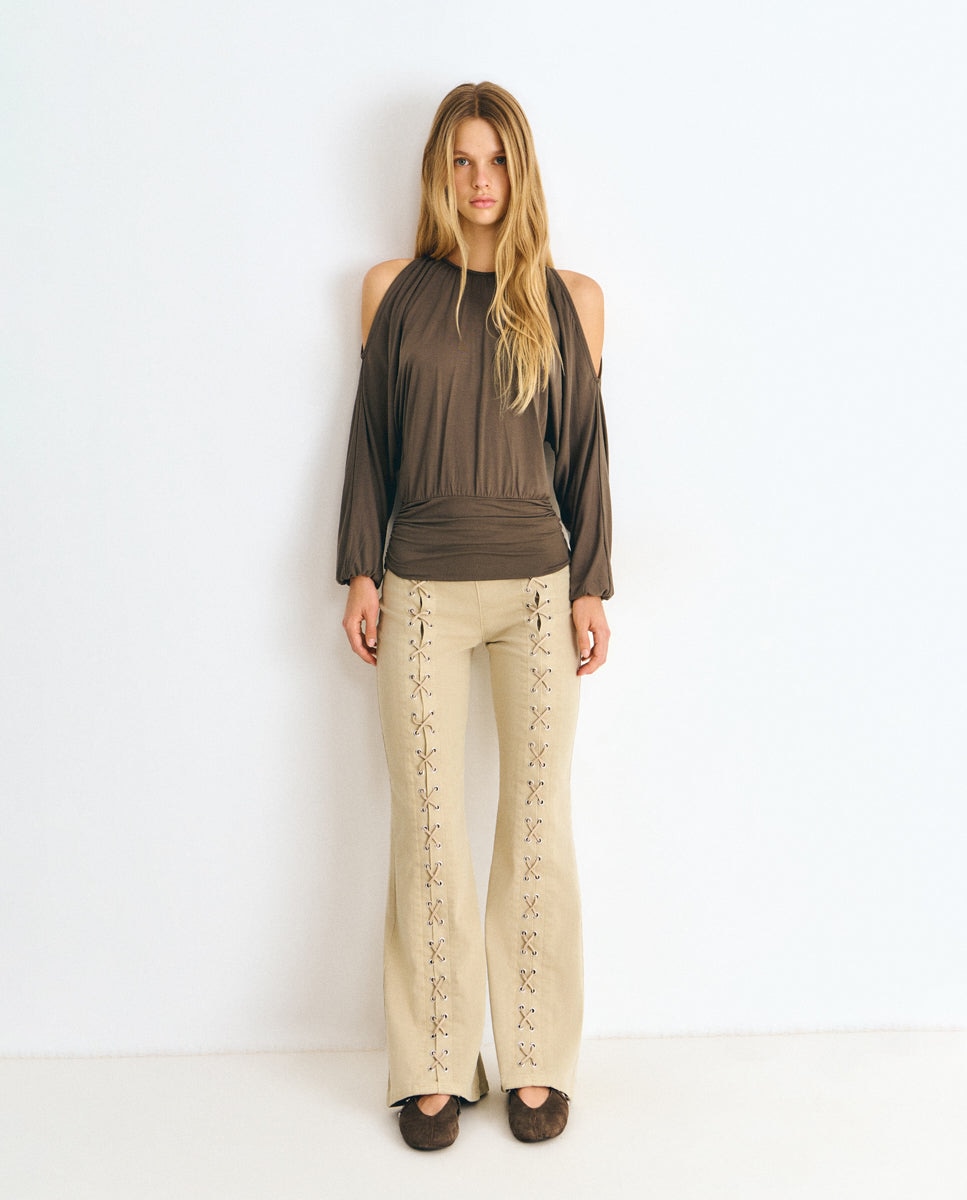 Imagen 0 de Pantalón de campana de mujer con cordones Arena