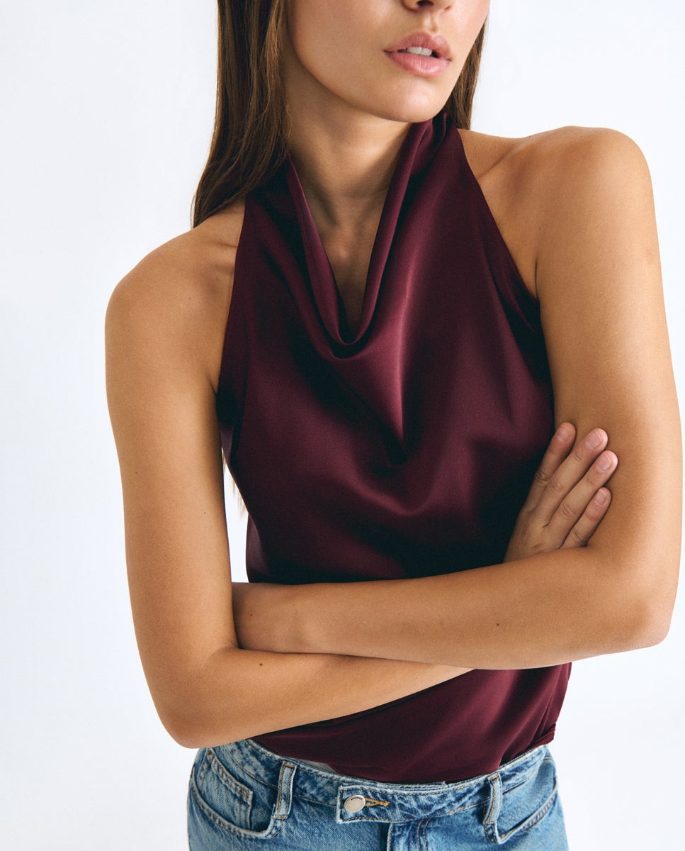 Imagen 3 de Top halter de mujer con cuello cascada - Brownie - Granate Granate