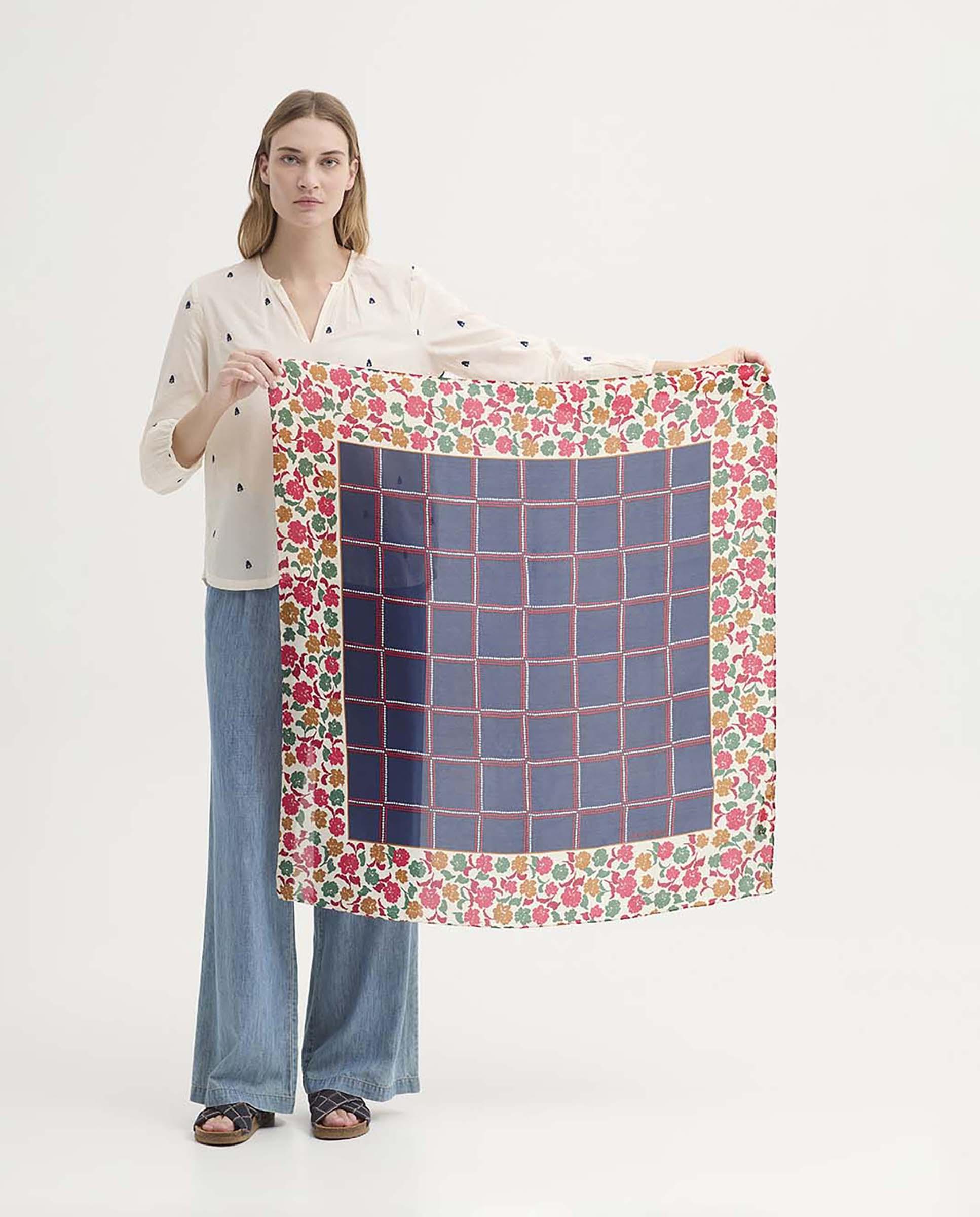 Pañuelo de mujer 100% seda de cuadros - Nice Things - Azul marino Azul marino-2