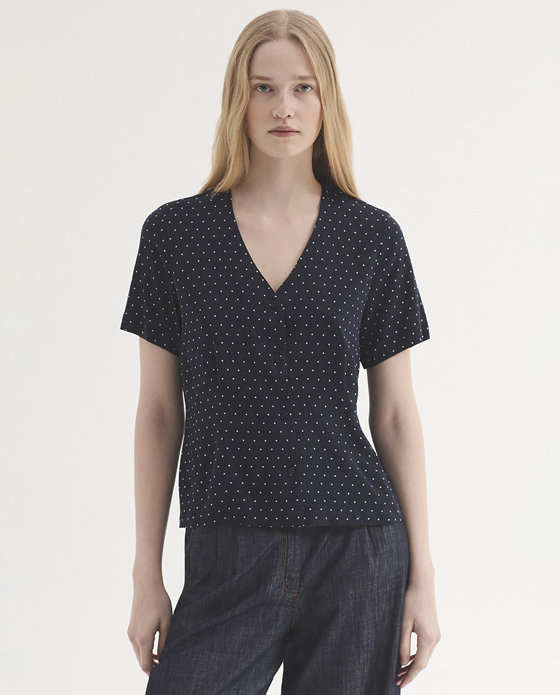 Nice Things - Top de mujer de manga corta con lunares.