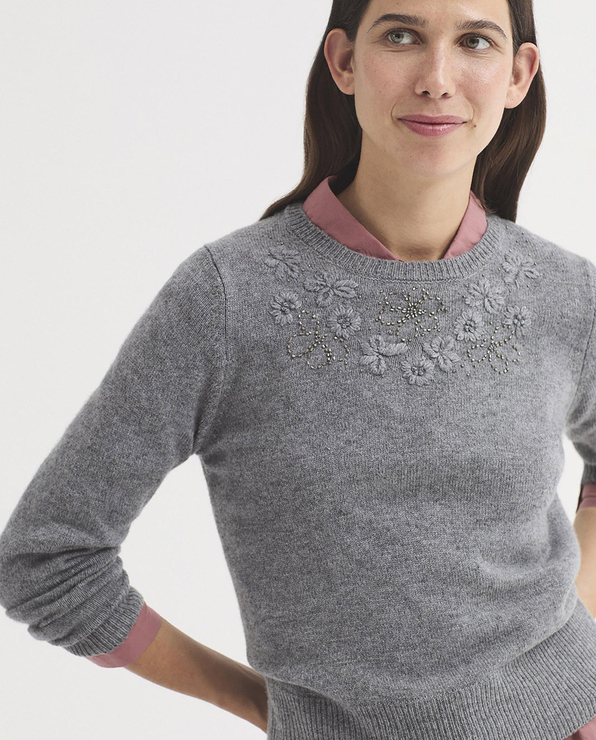 Jersey de mujer con flores bordadas y cuello redondo - Nice Things - Gris Gris-4