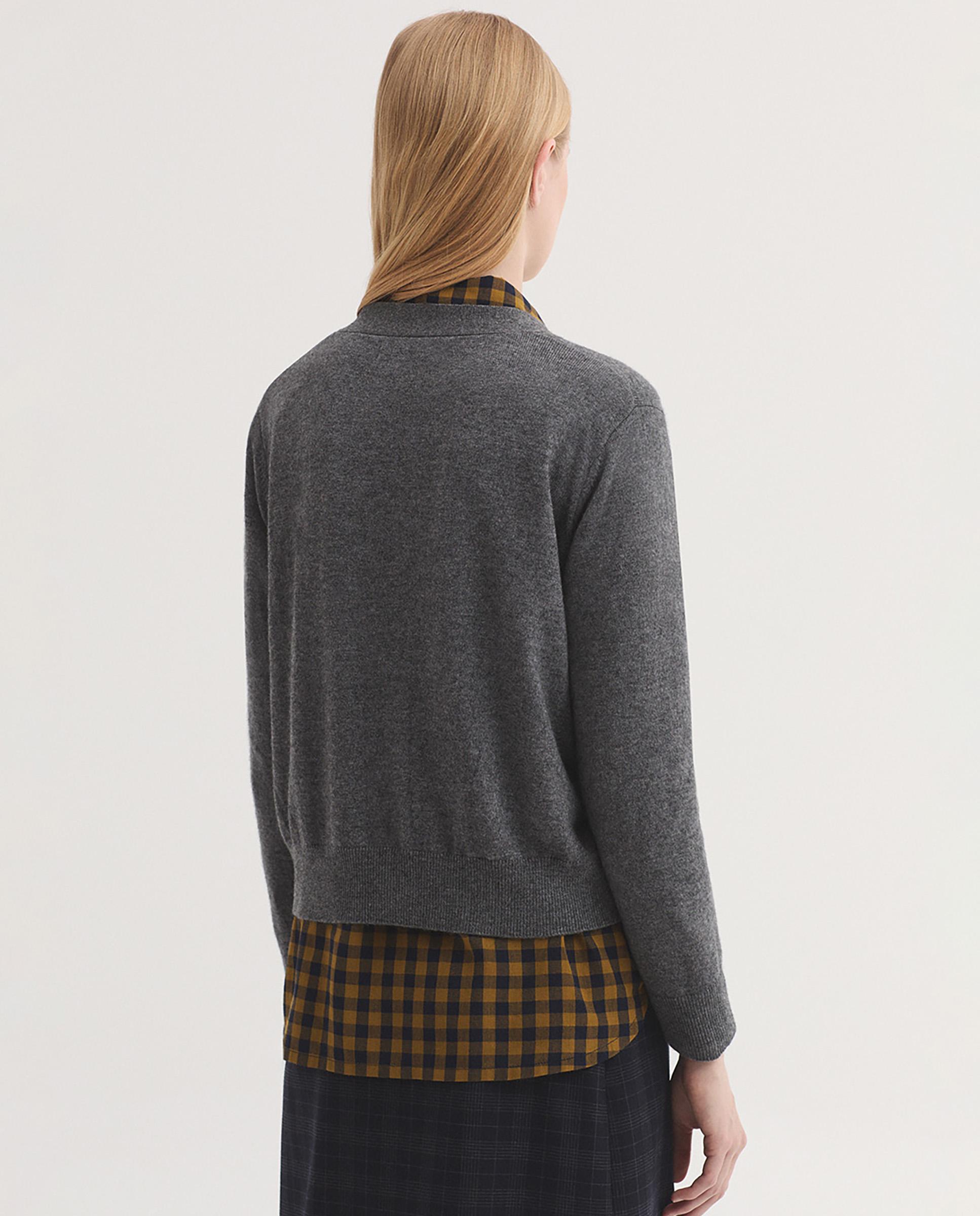 Jersey de punto de mujer con escote de pico y bolsillos - Nice Things - Gris Gris-4