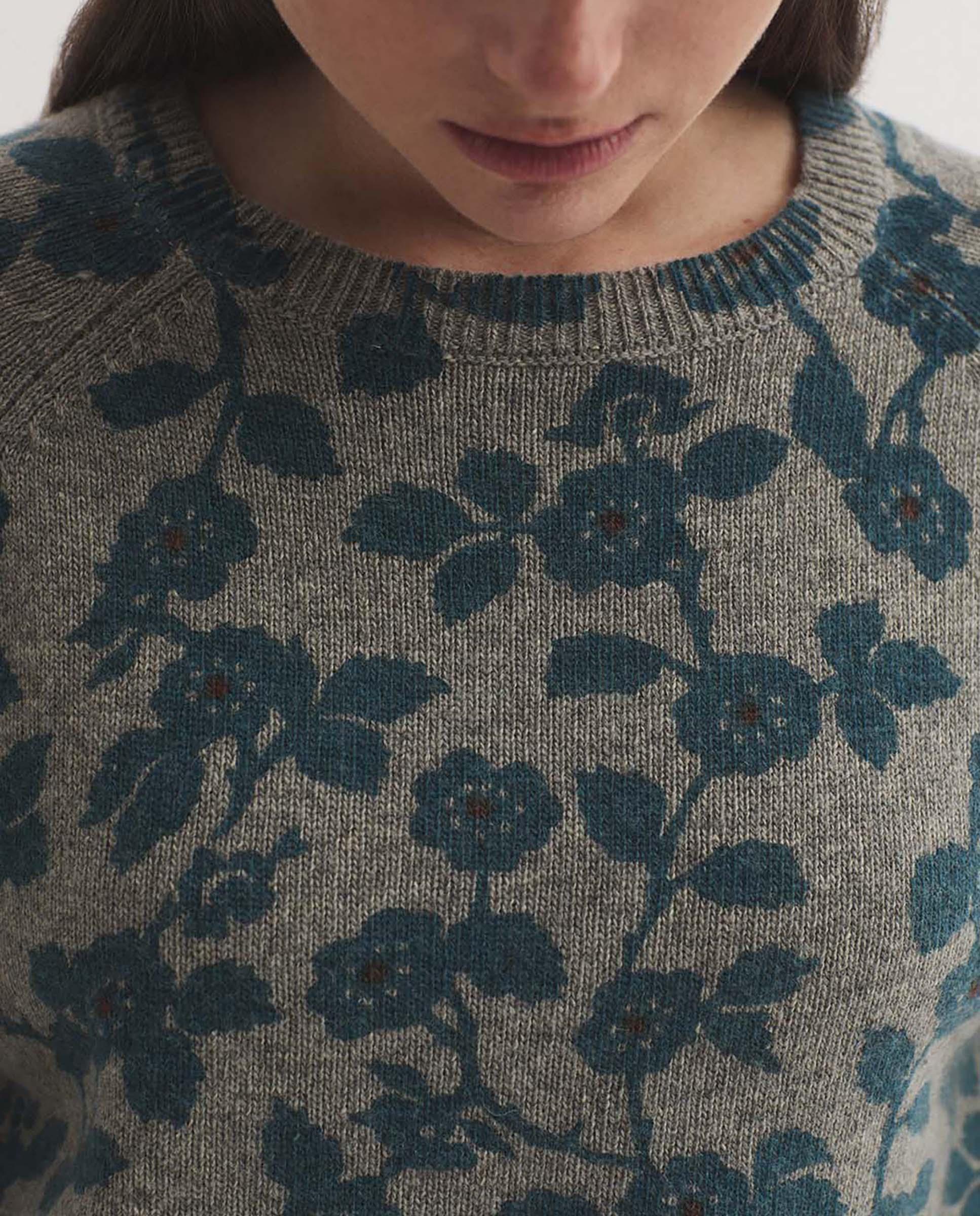 Jersey de mujer con estampado de flores - Nice Things - Gris Gris-3