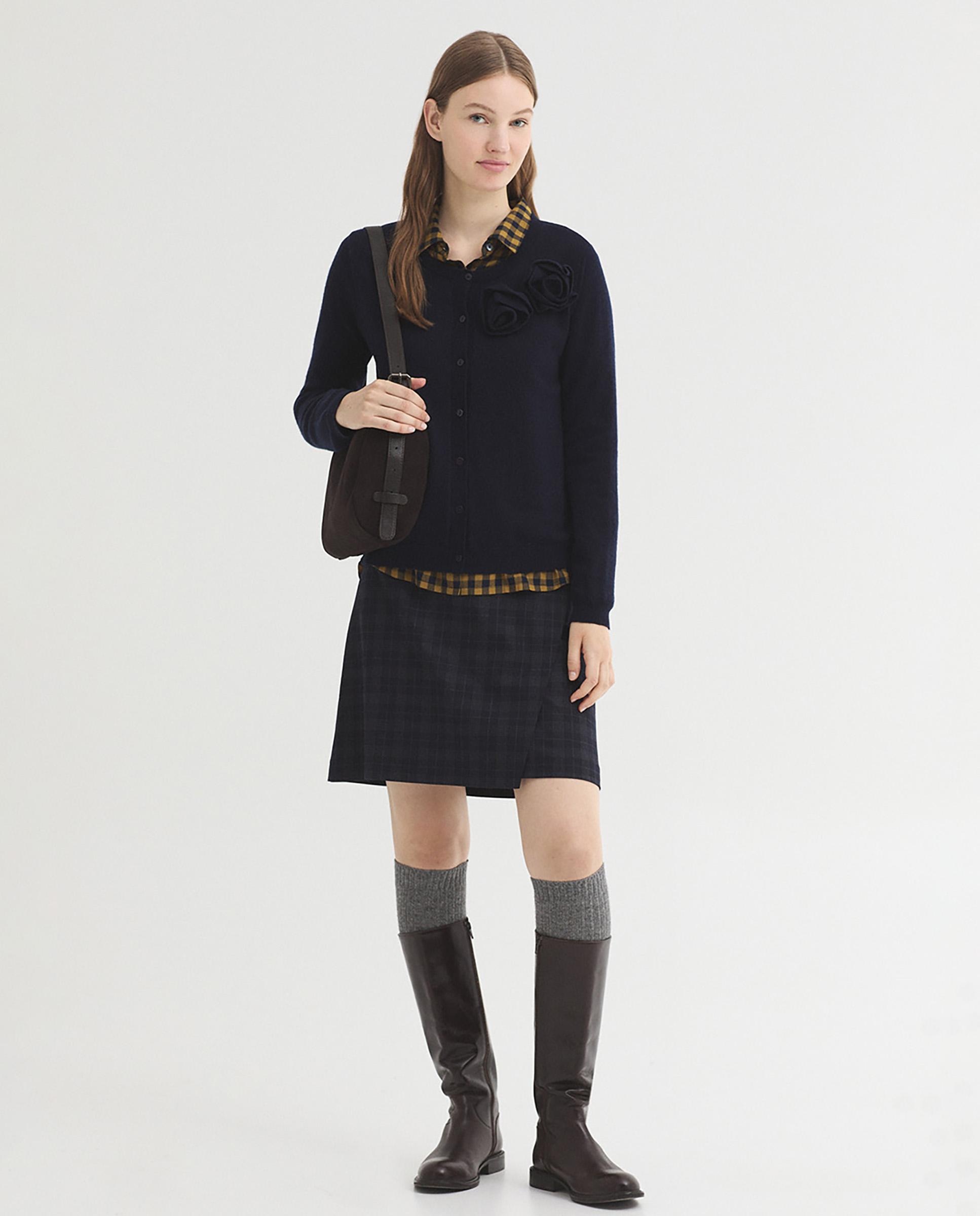 Jersey de punto de mujer con detalle de flores y cuello redondo - Nice Things - Azul marino Azul marino-6