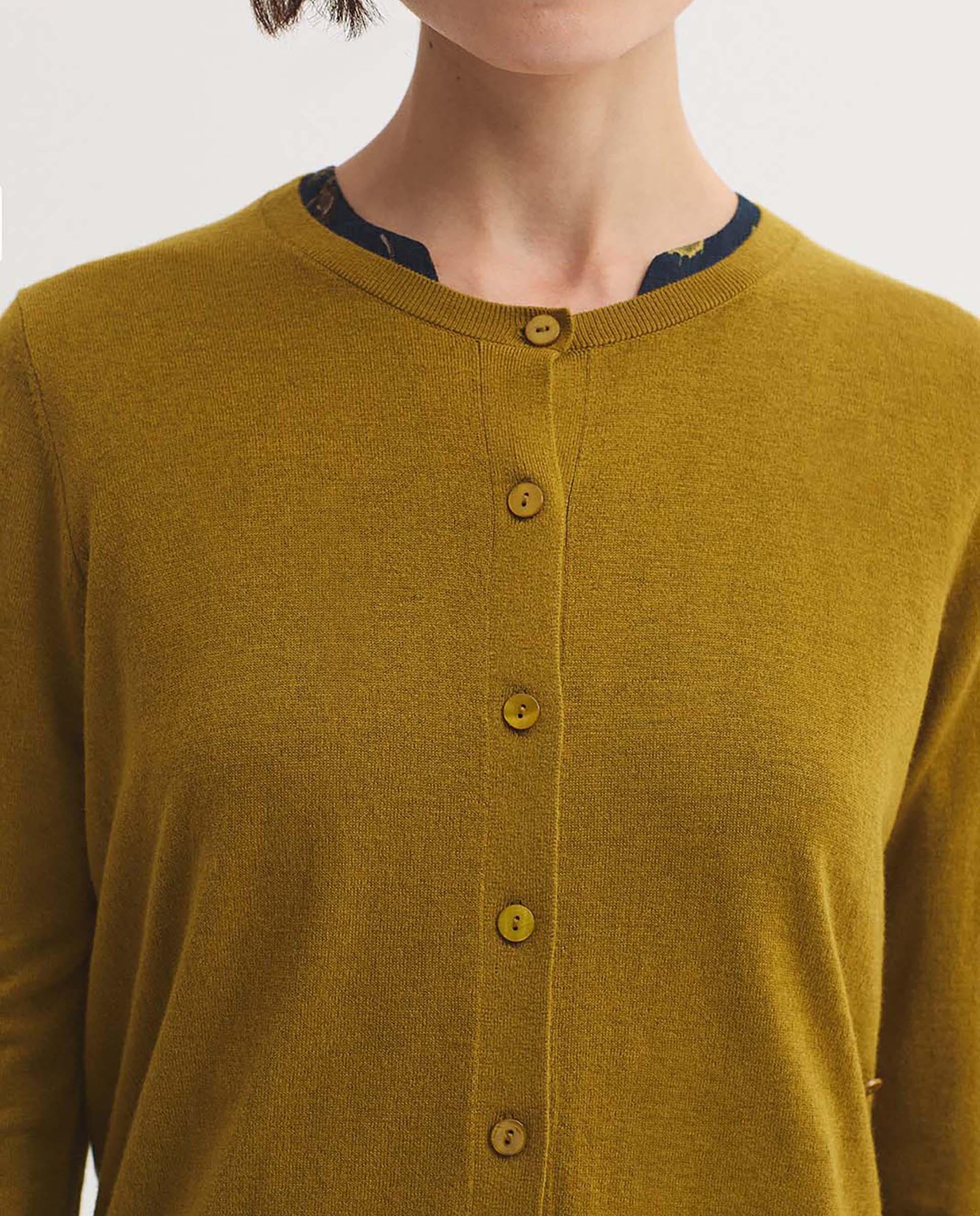 Imagen 4 de Cárdigan de mujer liso con cuello redondo - Nice Things - Mostaza Mostaza