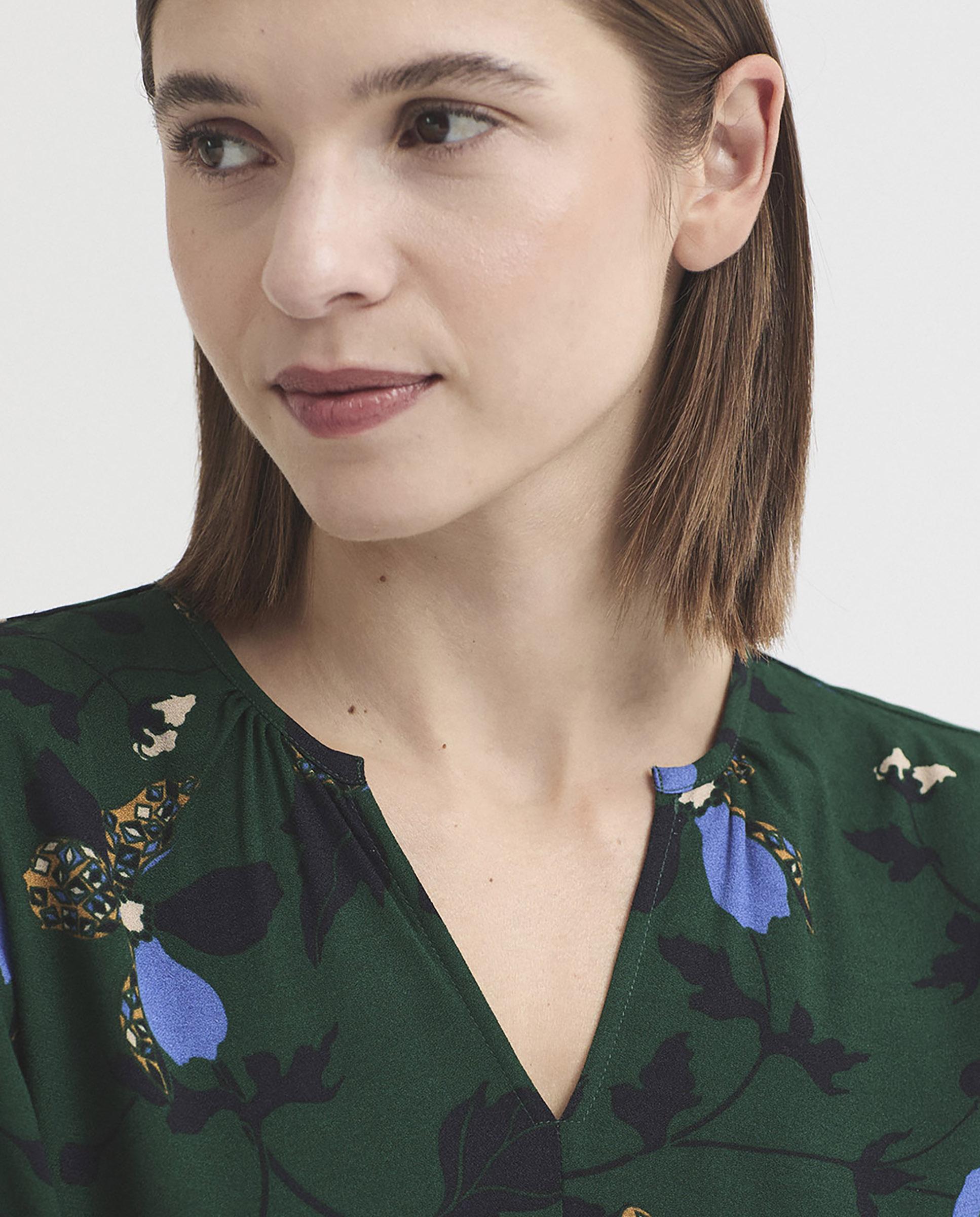 Blusa de mujer 100% mujer con estampado de flores - Nice Things - Verde Verde-2